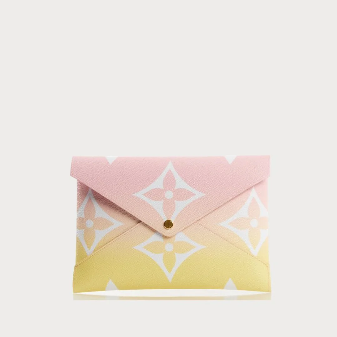 How to Shop Brand New Bags without the Price Tag