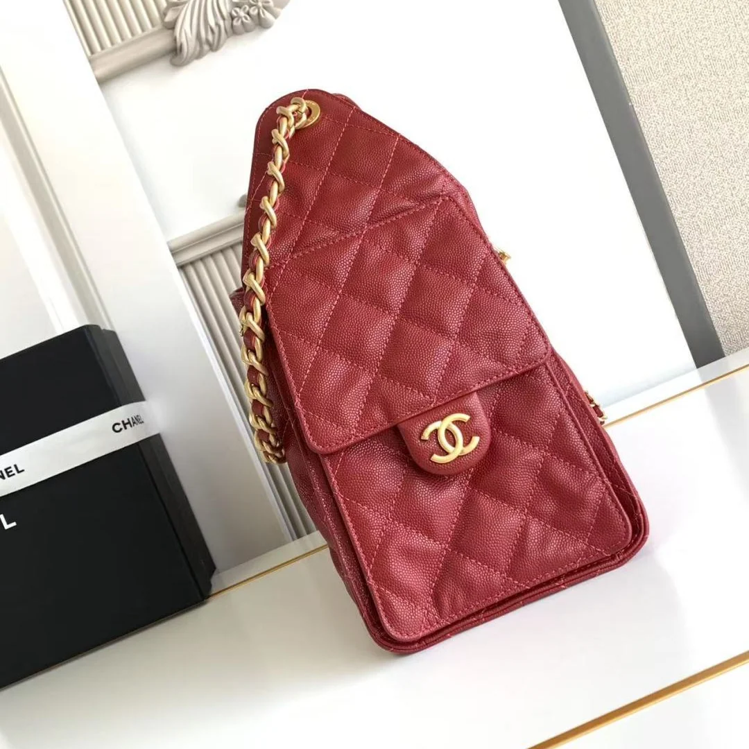Chanel 25 Small Hobo in Red
