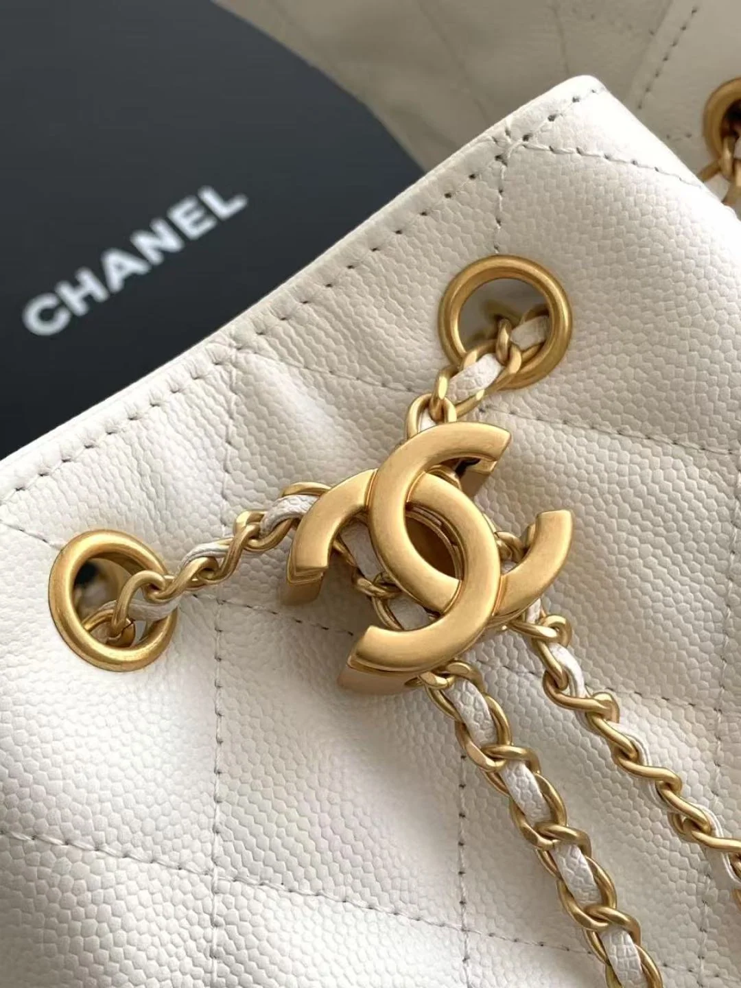 Chanel 25 Small Hobo in White