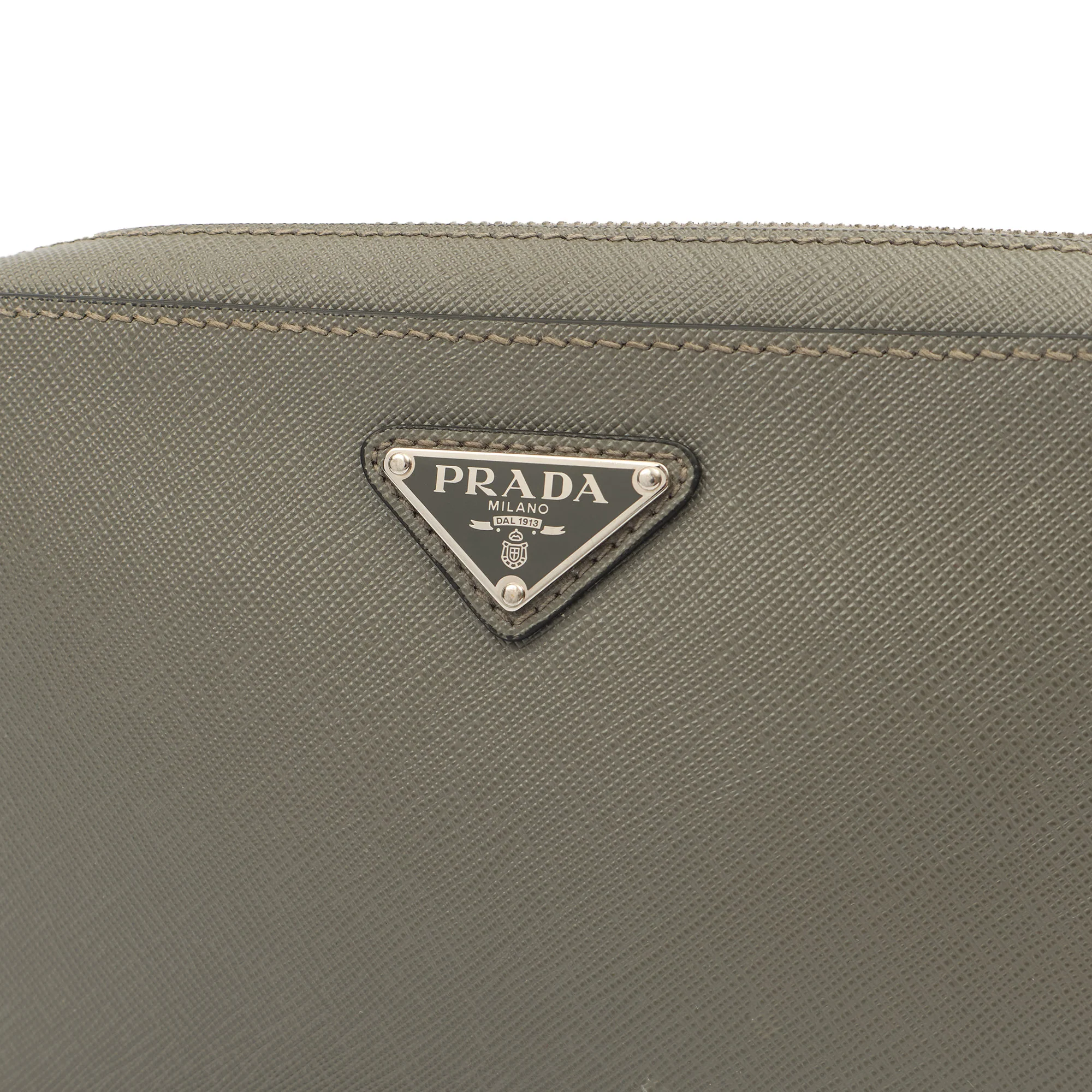 Picture of Prada Clutch Brique - Small in Grey, Calfskin