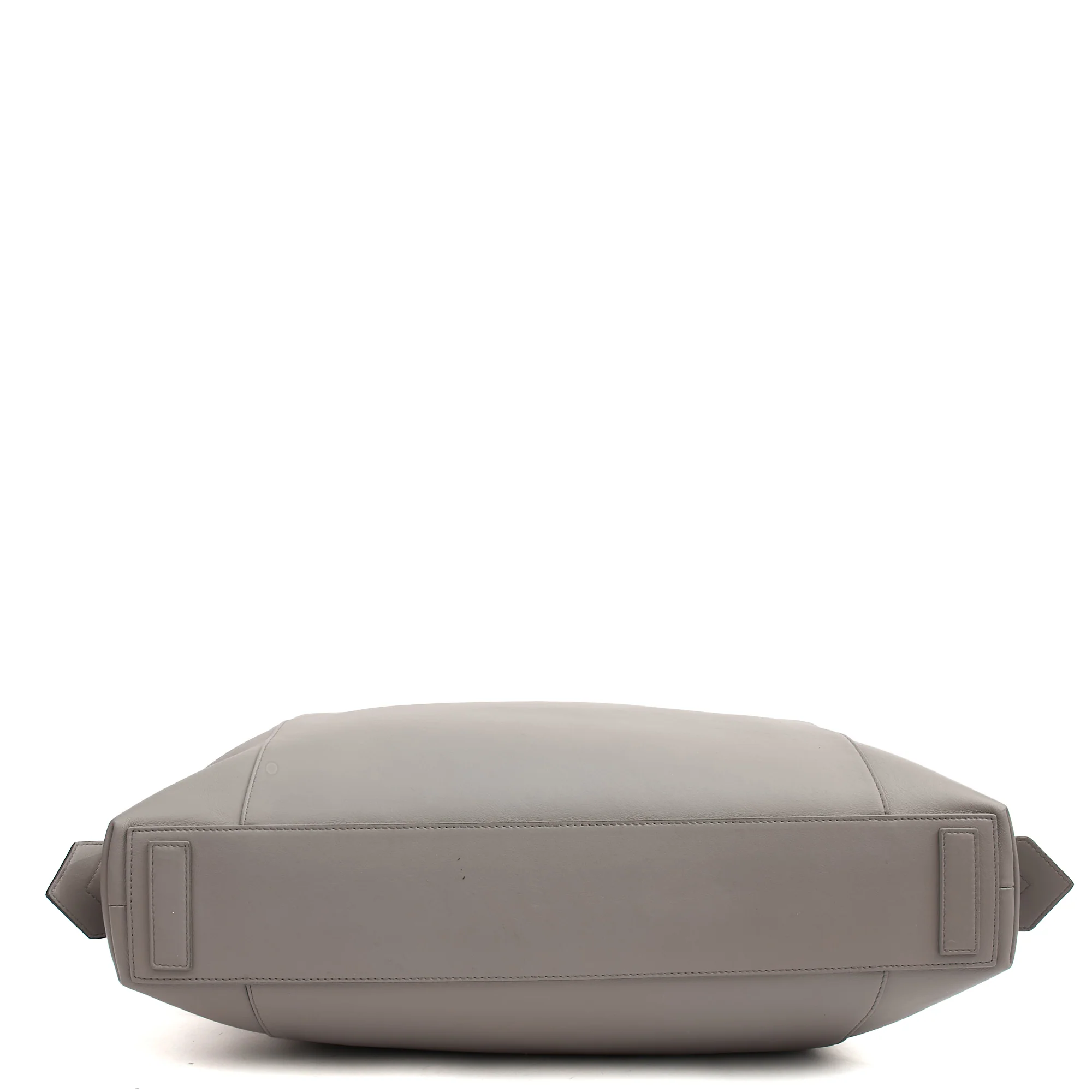 Picture of Givenchy Tote Antigona Soft - Medium in Grey, Leather