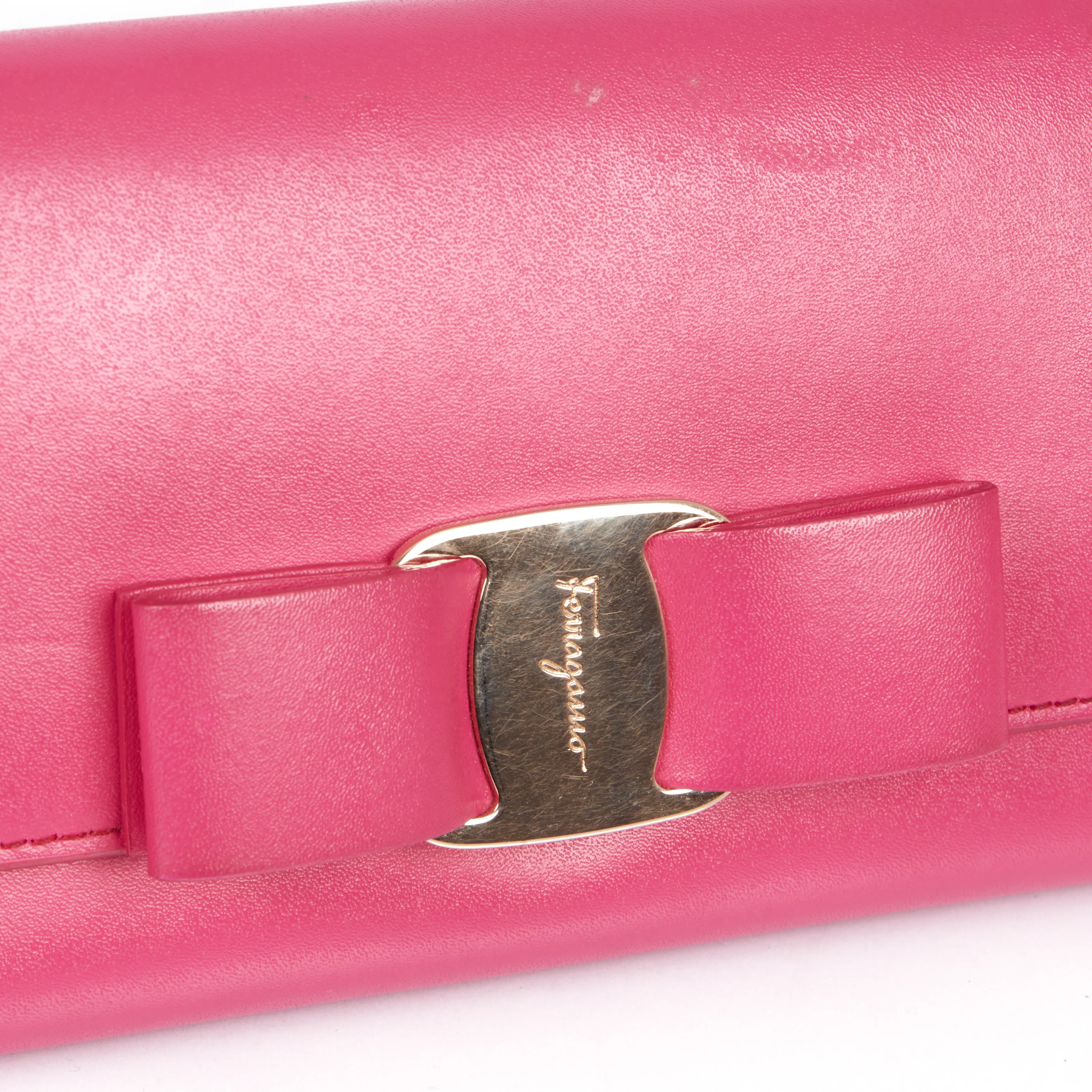 Picture of Salvatore Ferragamo Vara Bow Wallet in Pink, Leather