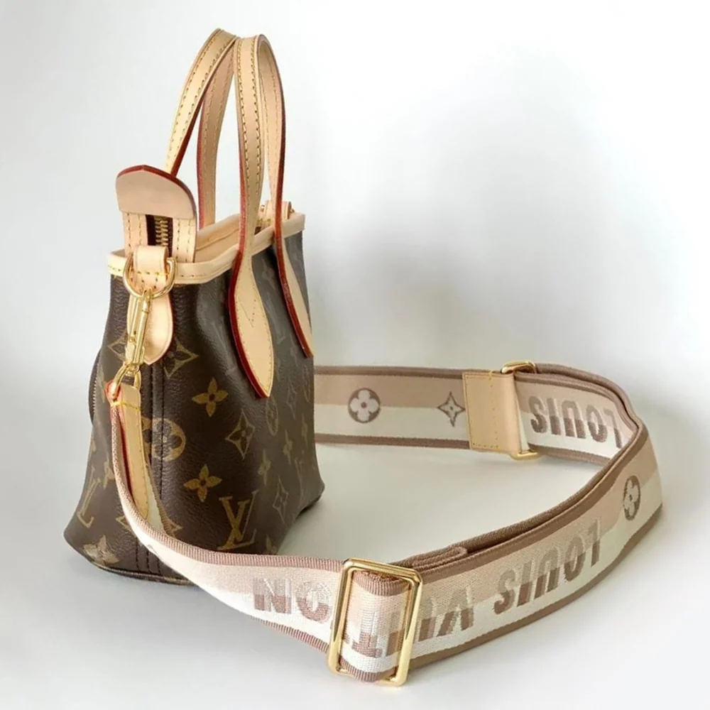 Louis Vuitton Neverfull BB M46705