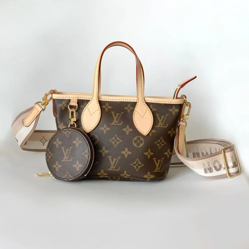 Louis Vuitton Neverfull BB M46705