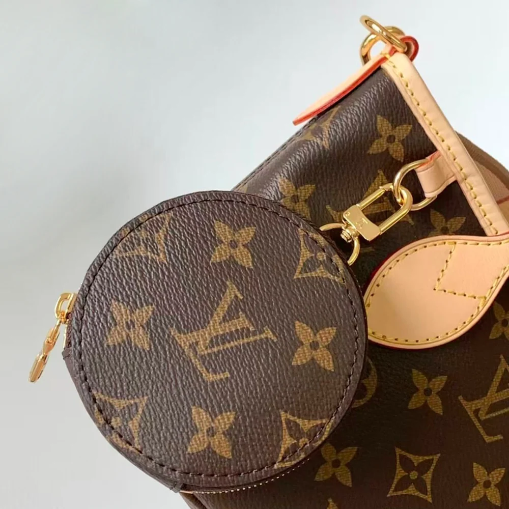 Louis Vuitton Neverfull BB M46705