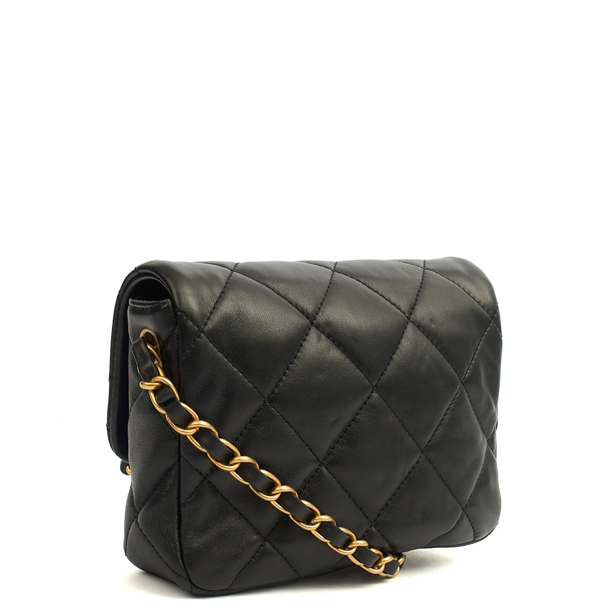 Picture of Chanel Cross Body Round Crossbody in Black, Lambskin Leather
