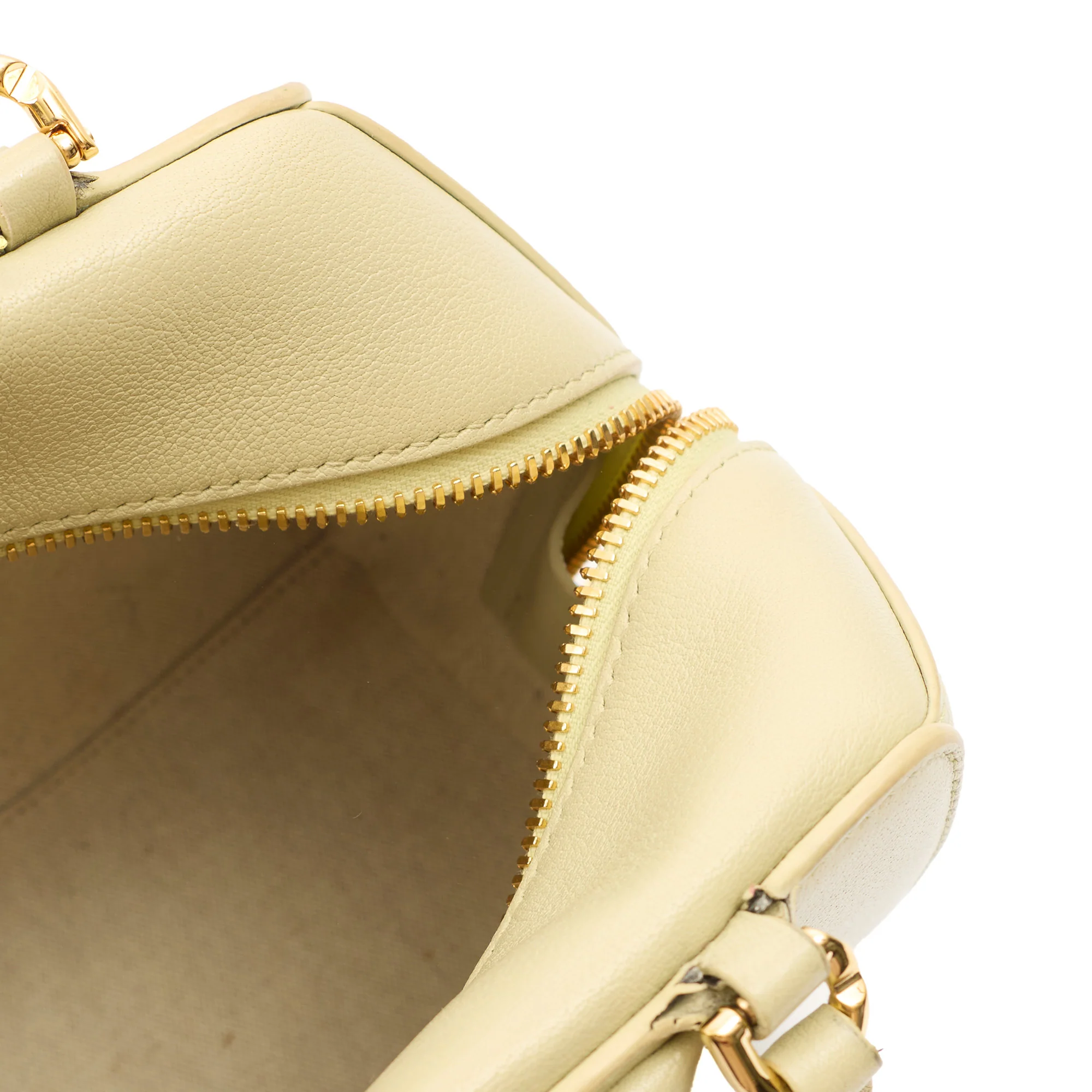 Picture of Givenchy Mini Bag Antigona Mini Cube in Green, Leather