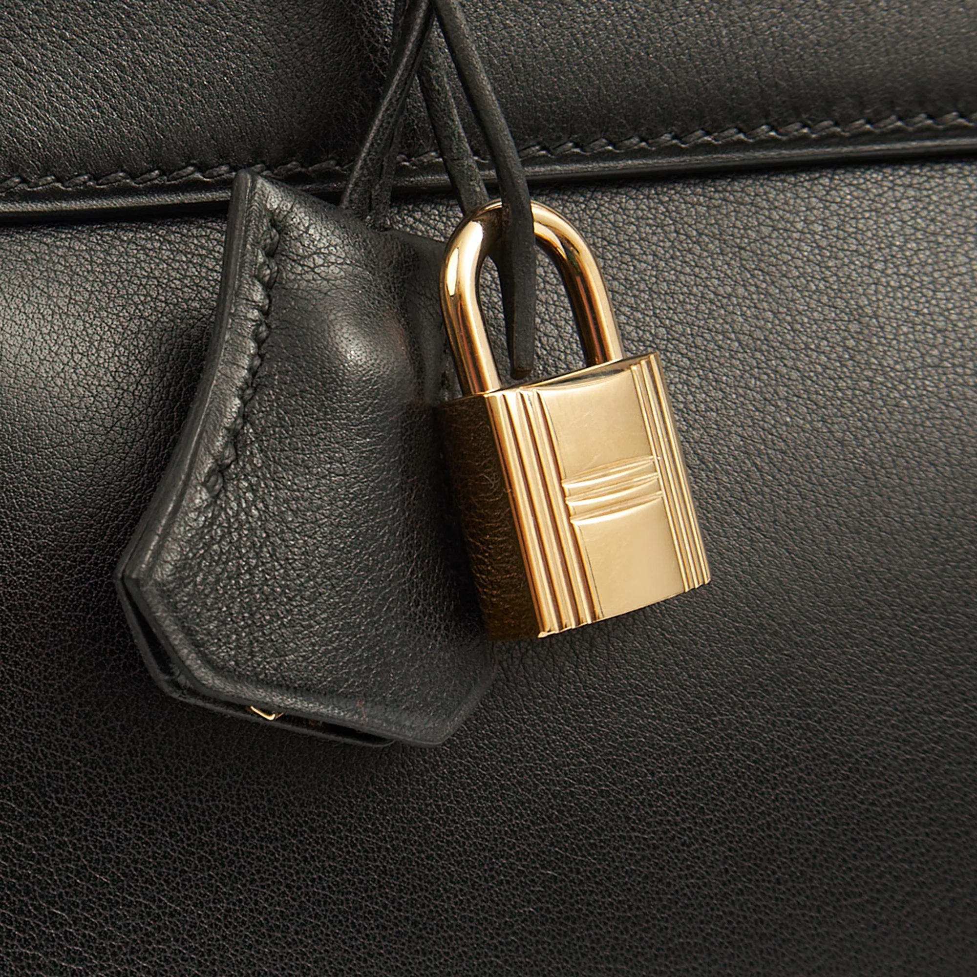 Picture of Hermes Top Handle Kelly 32 in Black, Box Calf Leather