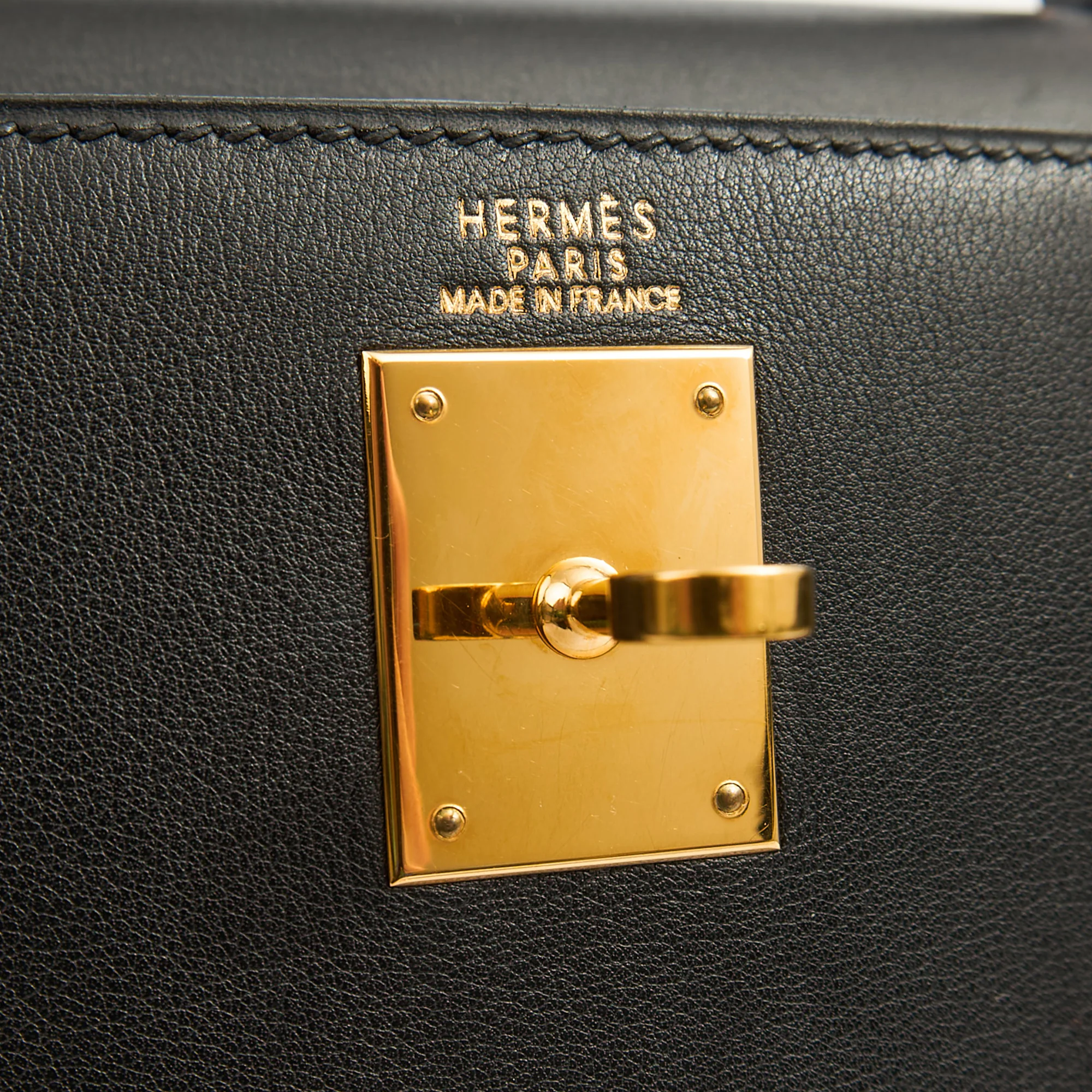Picture of Hermes Top Handle Kelly 32 in Black, Box Calf Leather