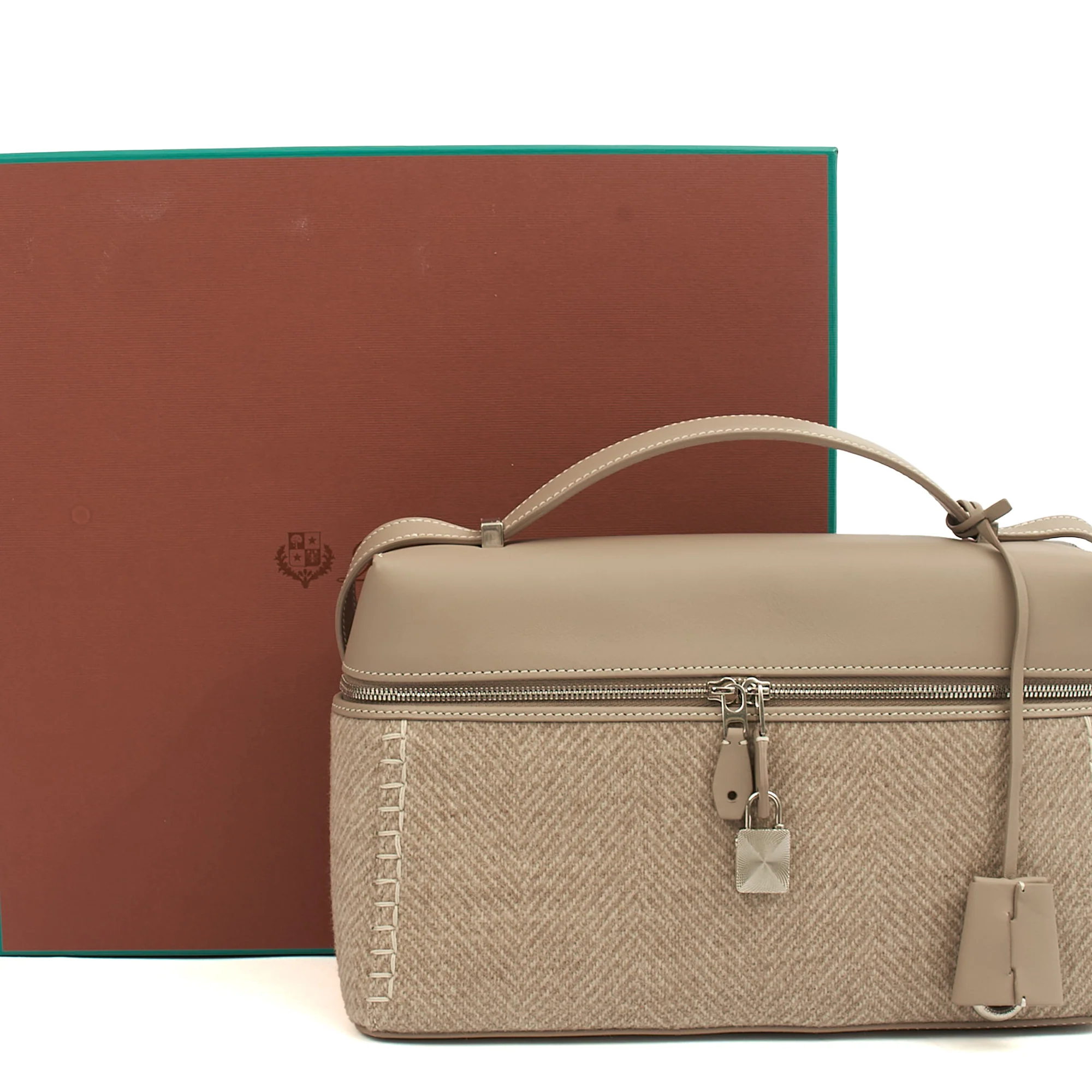 Picture of Loro Piana Cross Body L27 - Extra Pocket in Grey, Leather