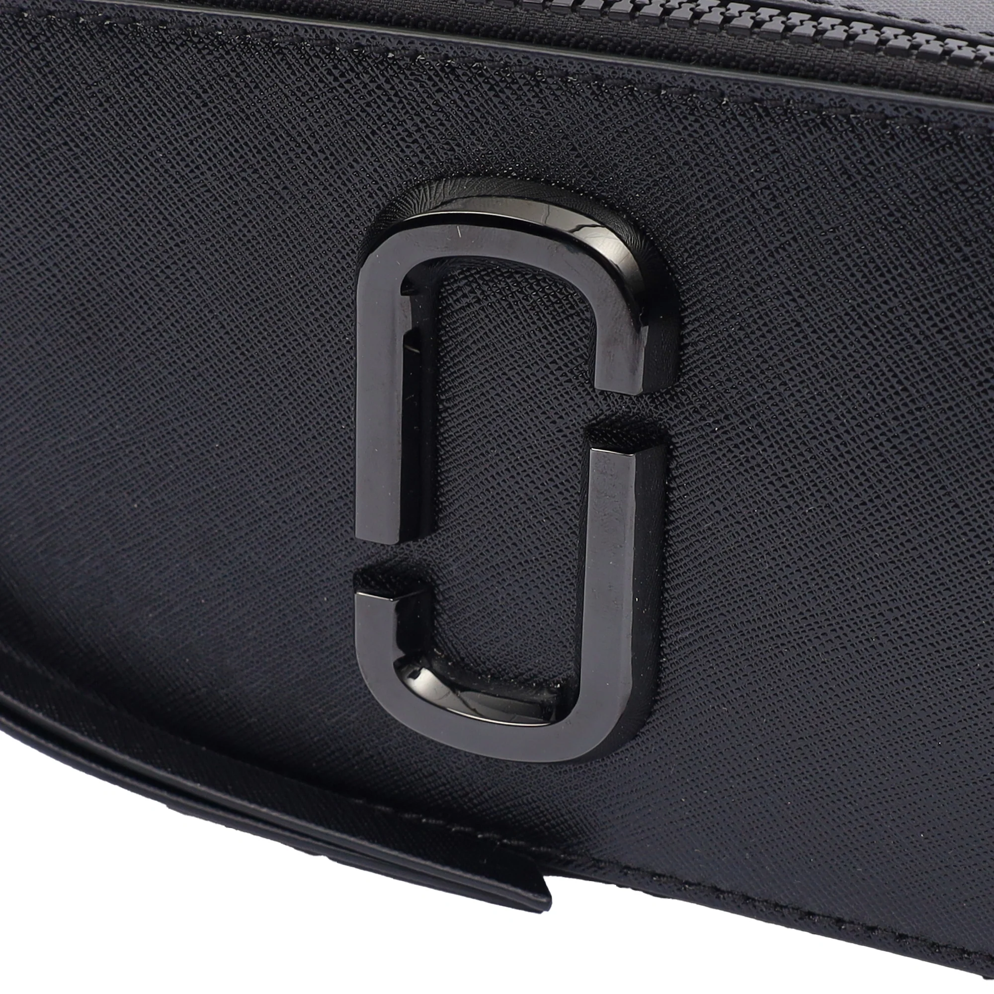 Picture of Marc Jacobs Cross Body Snapshot in Black, Leather
