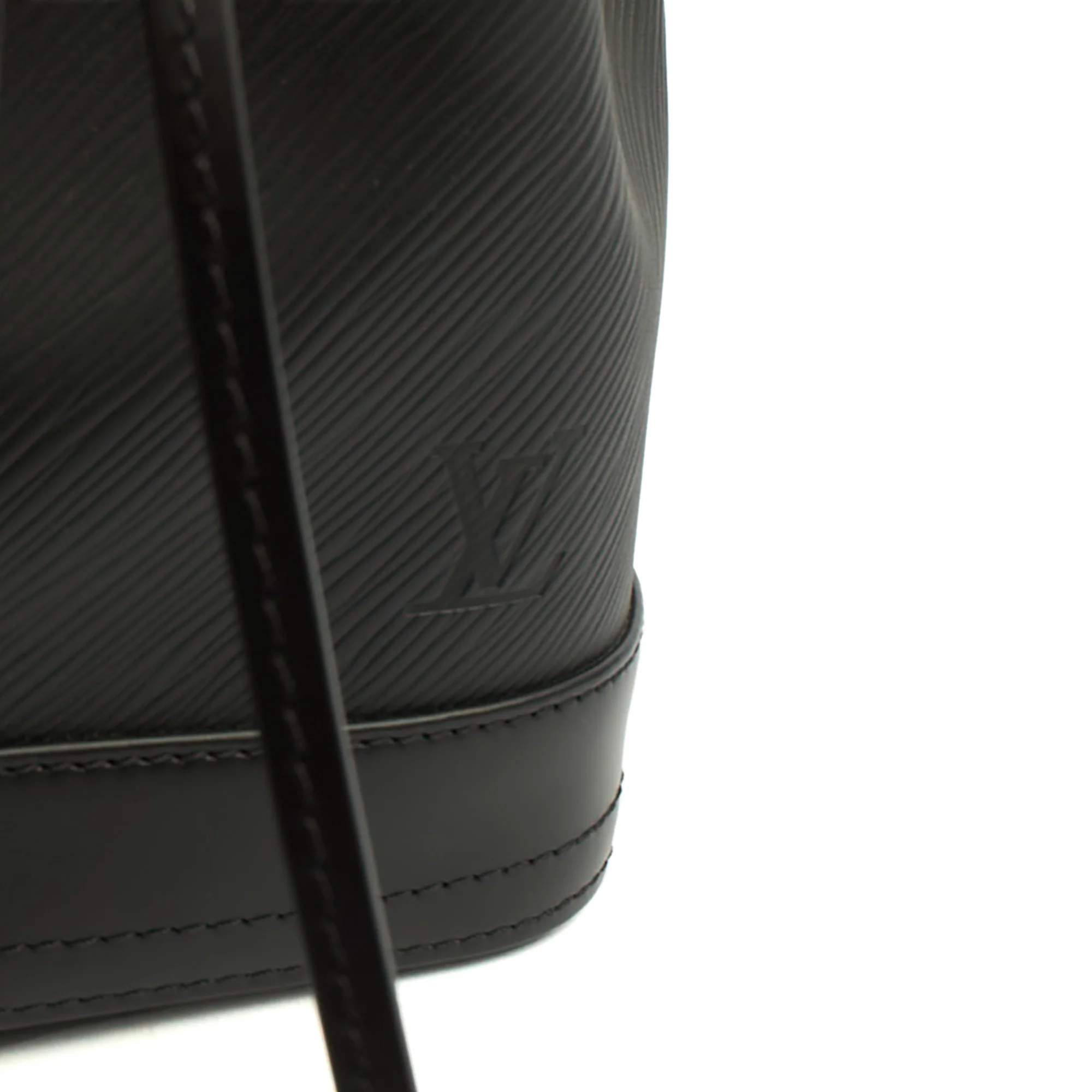 Picture of Louis Vuitton Bucket Bag Noe BB in Black, Epi Leather