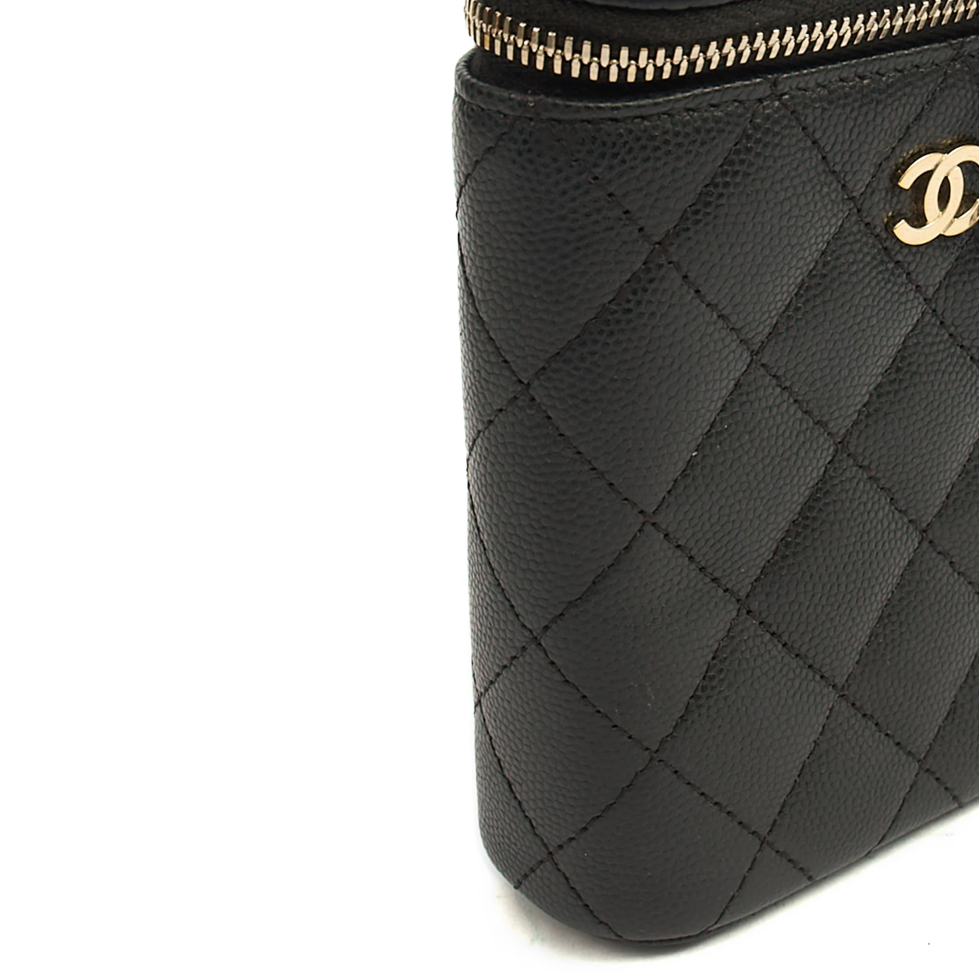 Picture of Chanel Cross Body Vanity Case - Mini in Black, Caviar Leather