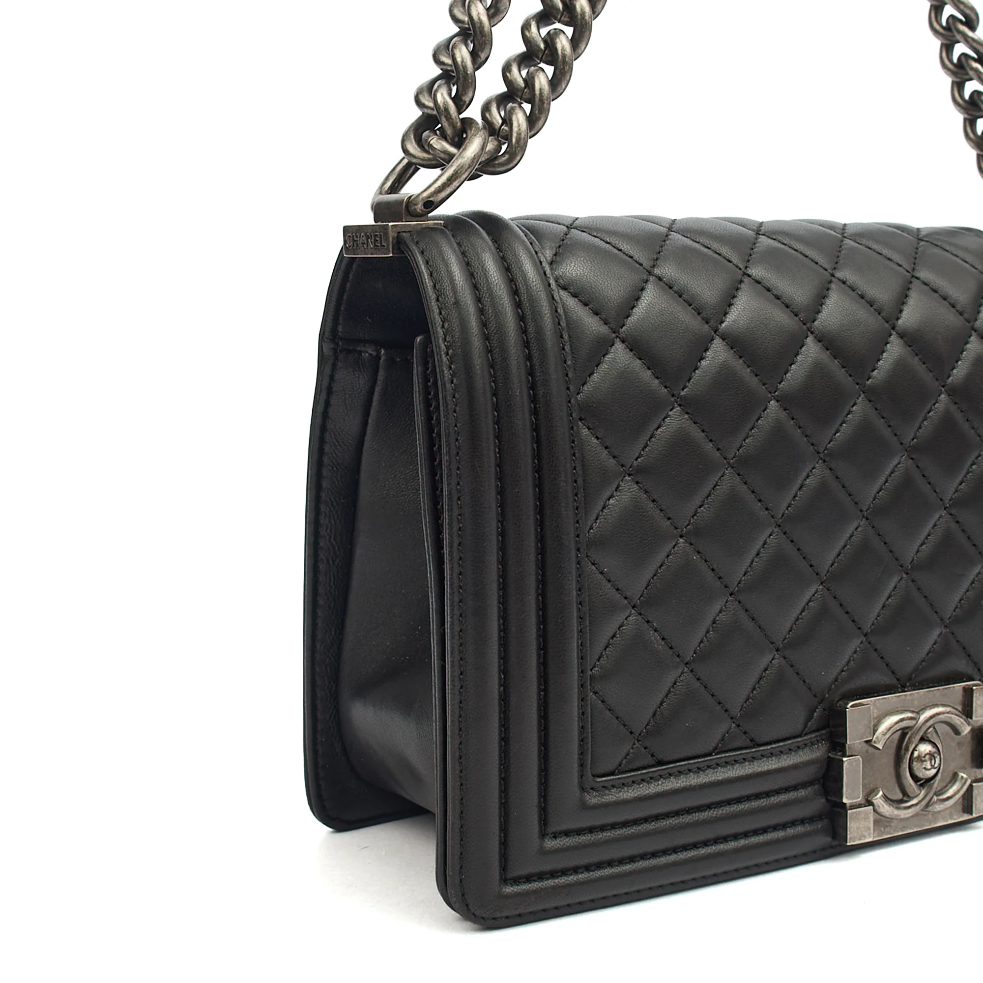 Picture of Chanel Shoulder Bag Boy - Medium in Black, Lambskin Leather