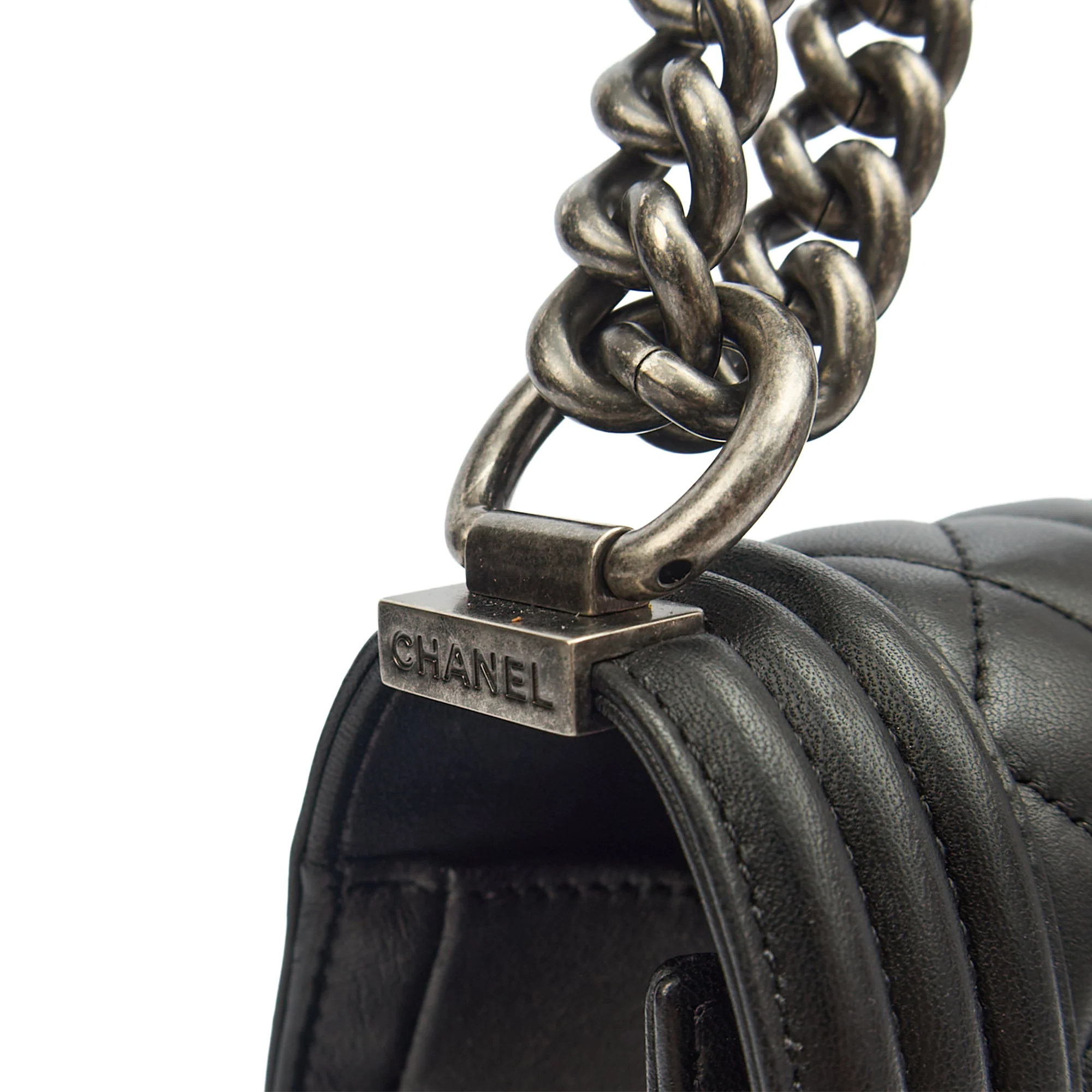 Picture of Chanel Shoulder Bag Boy - Medium in Black, Lambskin Leather