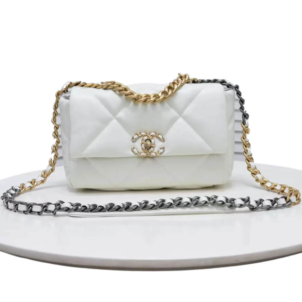 Chanel 19 Medium Bag in White Shiny Goatskin