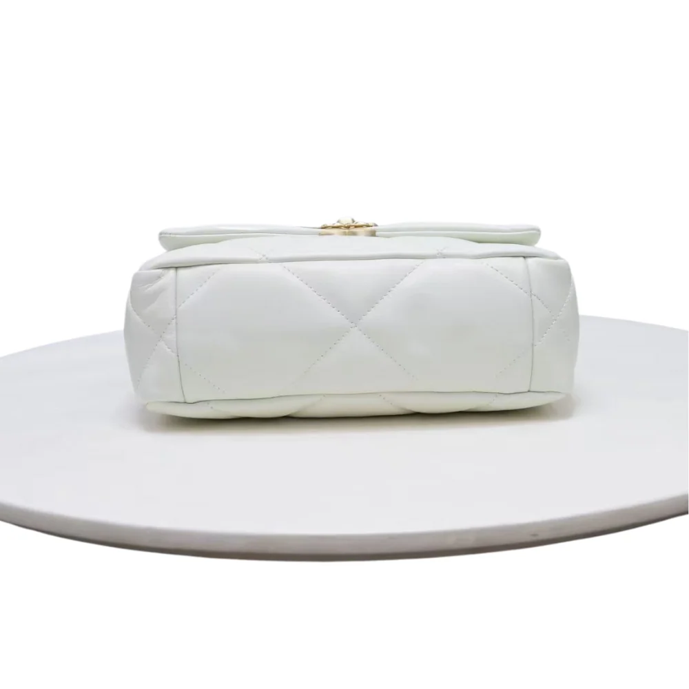 Chanel 19 Medium Bag in White Shiny Goatskin