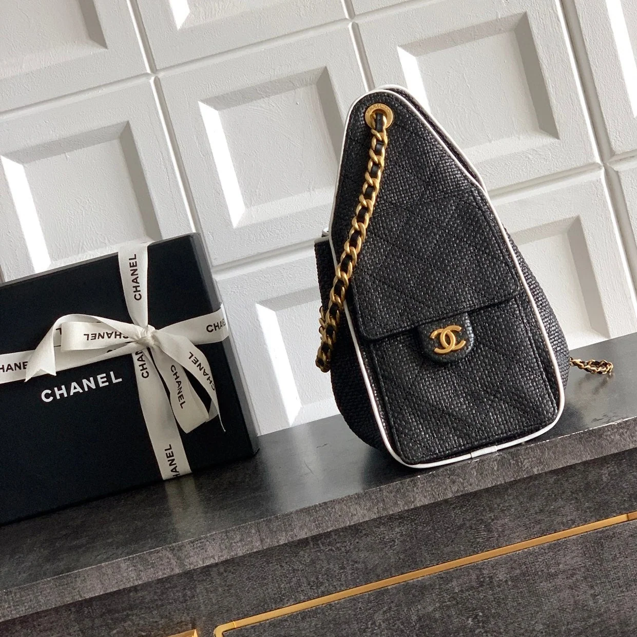 Chanel 25 Small Hobo in Black Braided Raffia
