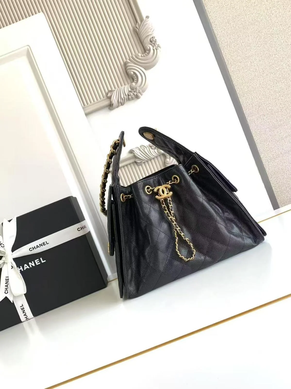 Chanel 25 Small Hobo in Black Calfskin