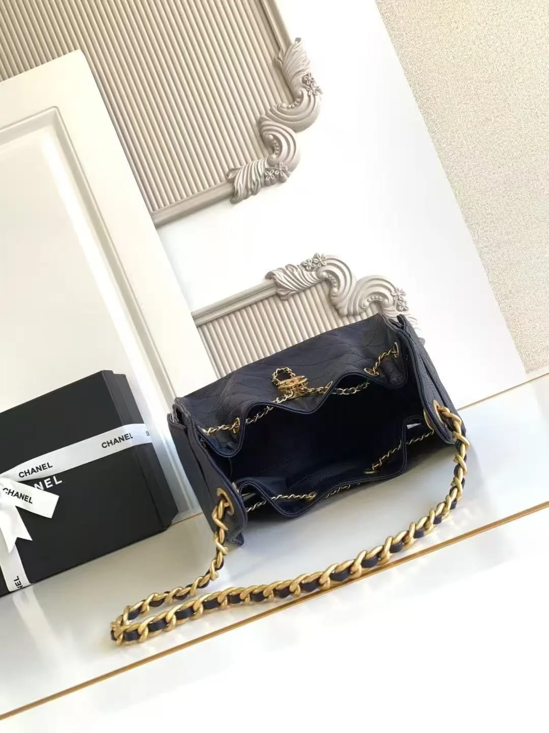 Chanel 25 Small Hobo in Navy Blue Calfskin