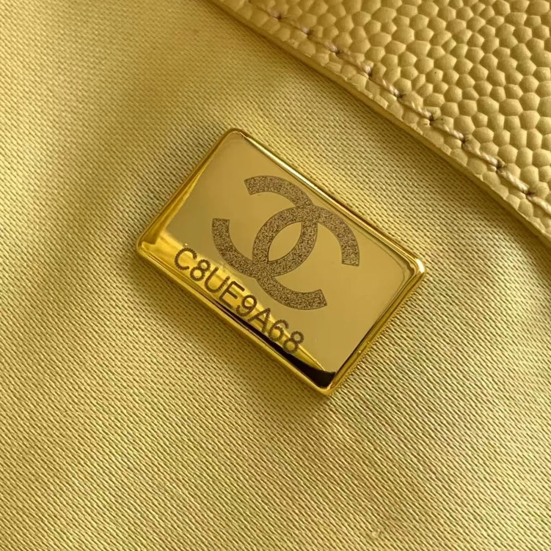 Chanel 25 Small Hobo in Yellow Calfskin