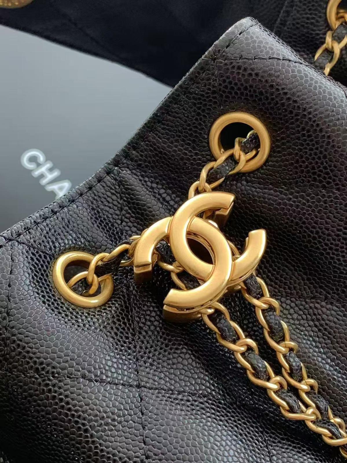 Chanel 25 Small Hobo in Black Calfskin
