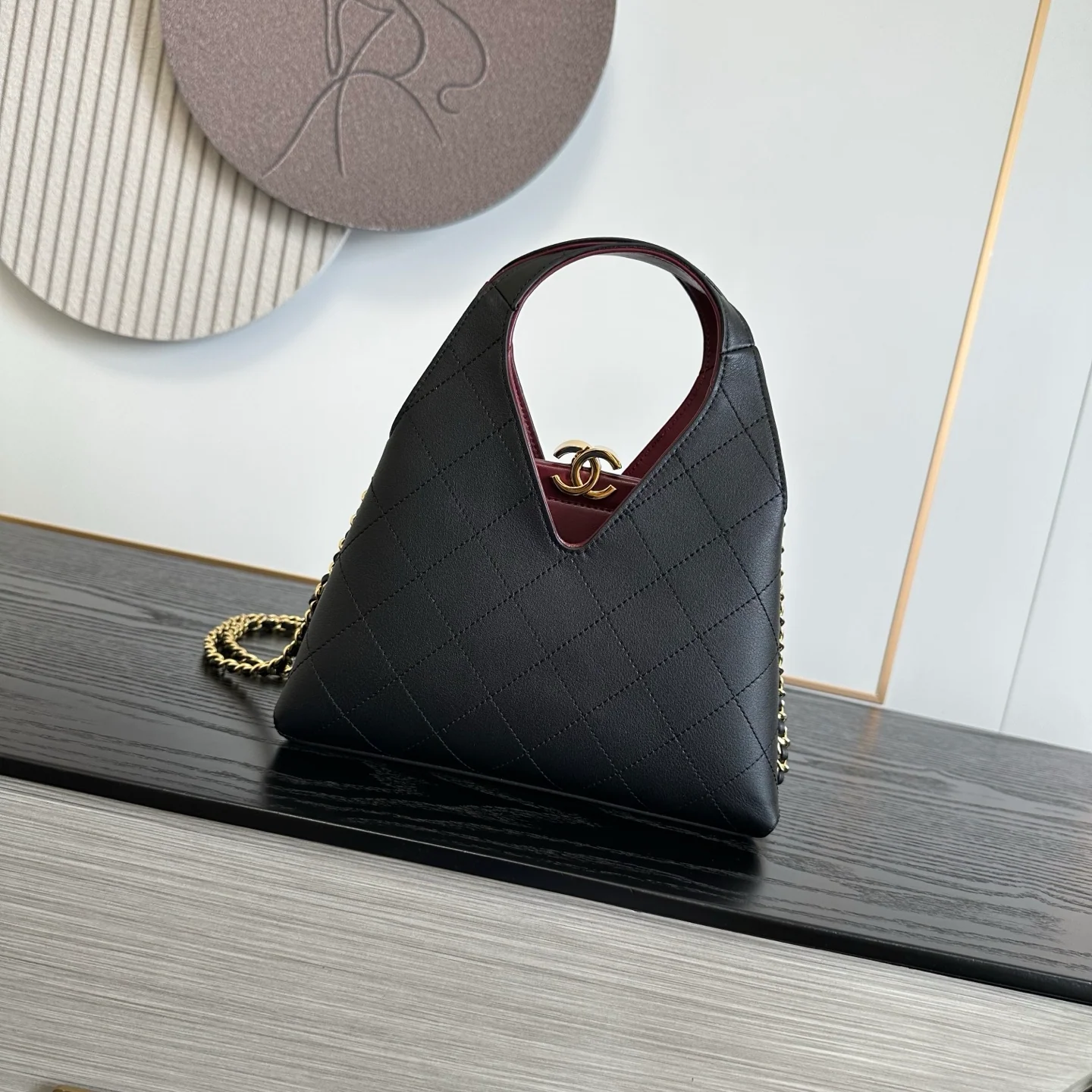 Chanel AS6390 Métiers d'Art Shopping Bag in Black