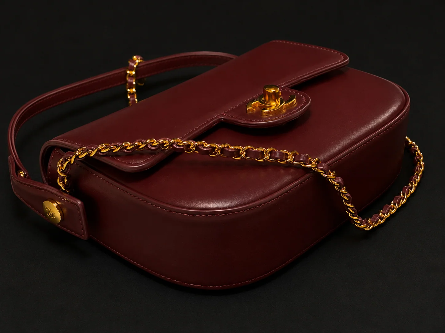 Chanel AS6424 Mini Flap in Burgundy Shiny Calfskin