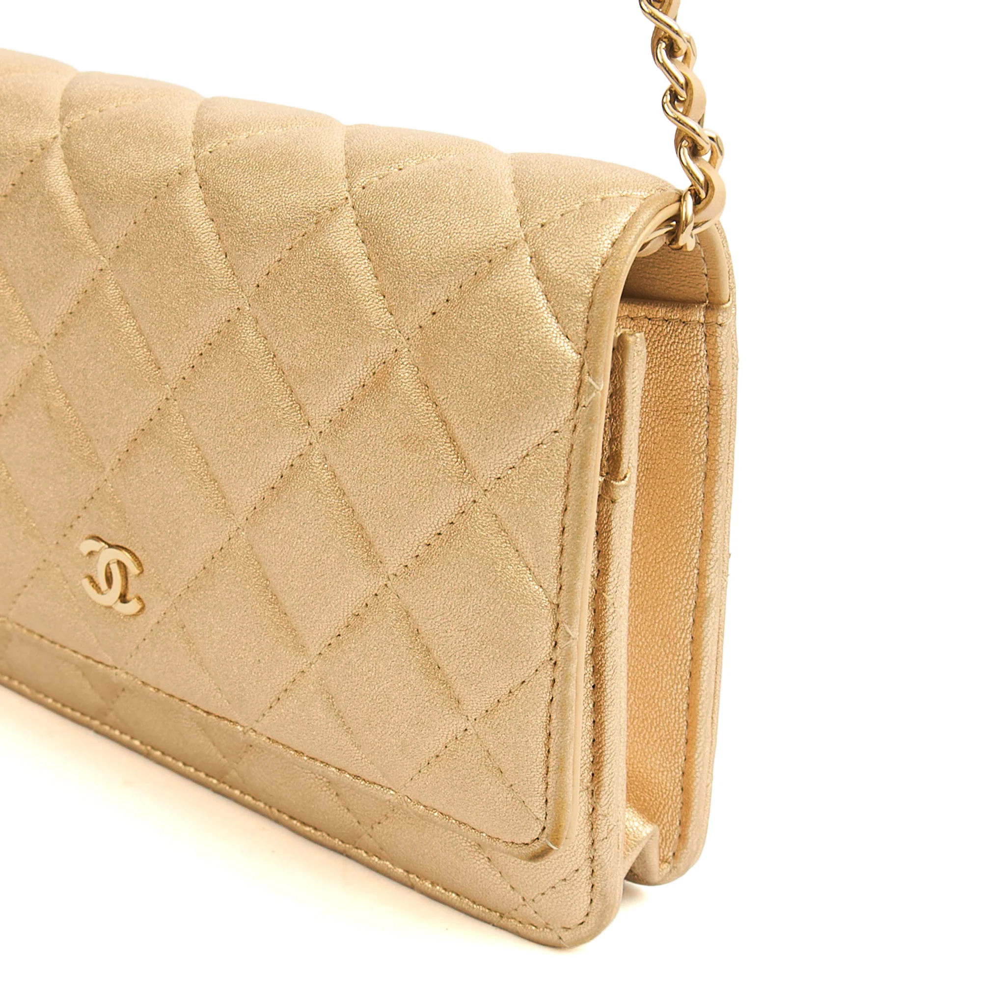 Picture of Chanel Cross Body Wallet on Chain in Metallic, Fabric
