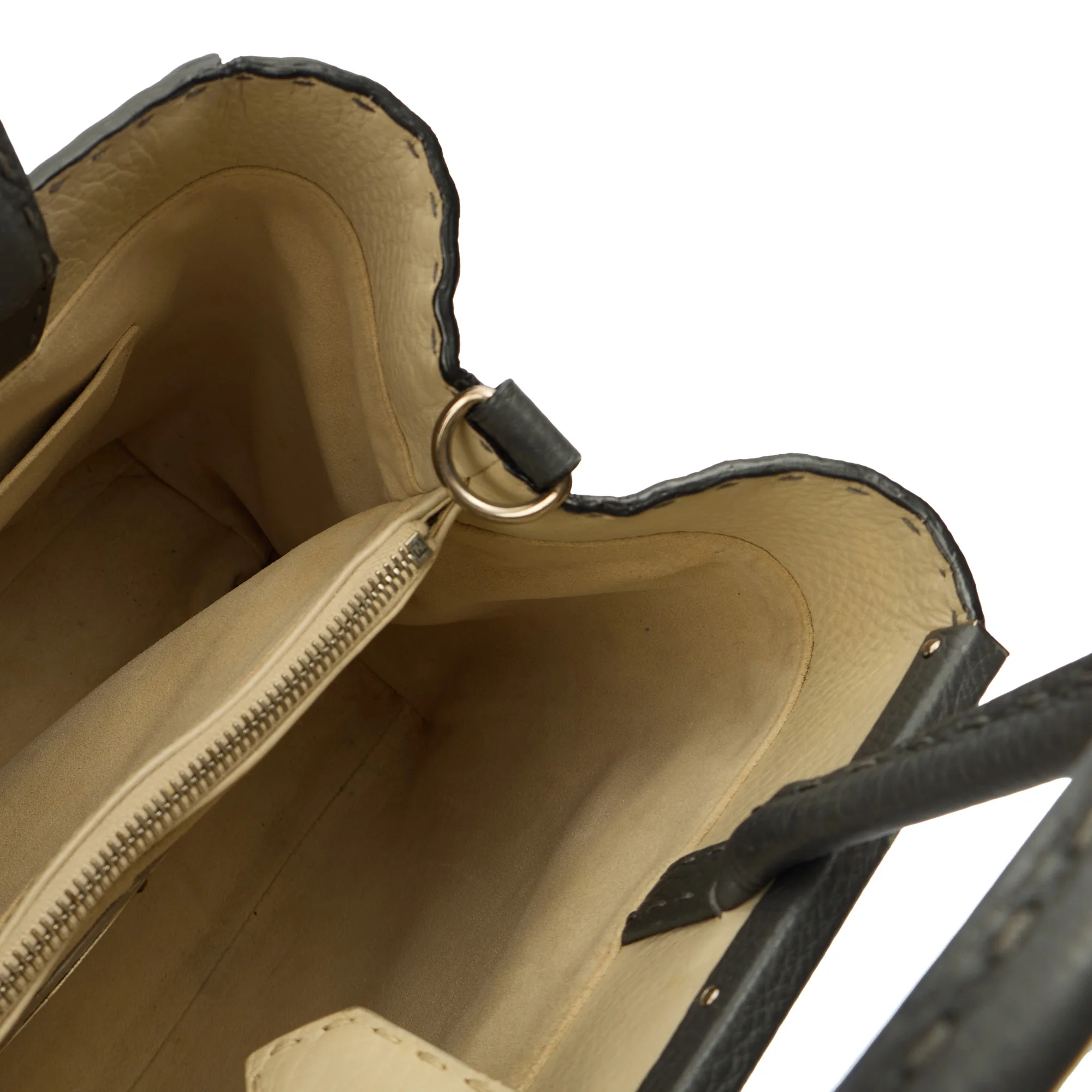 Picture of Fendi Tote Selleria Peekaboo in Grey, Leather