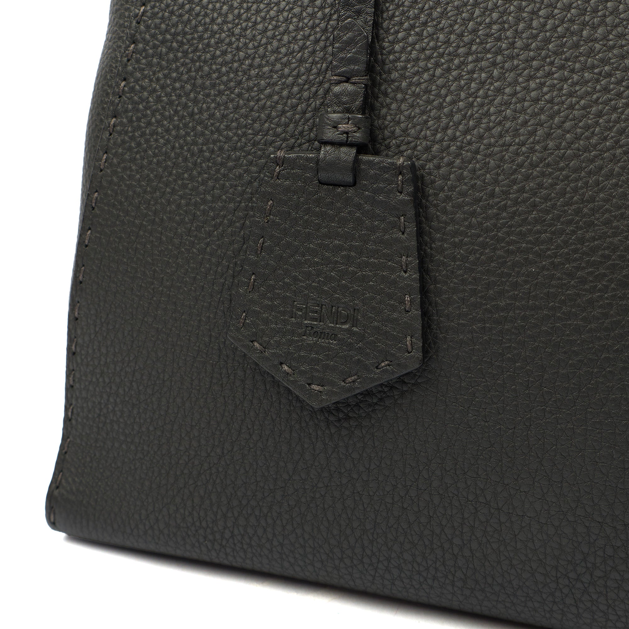 Picture of Fendi Tote Selleria Peekaboo in Grey, Leather