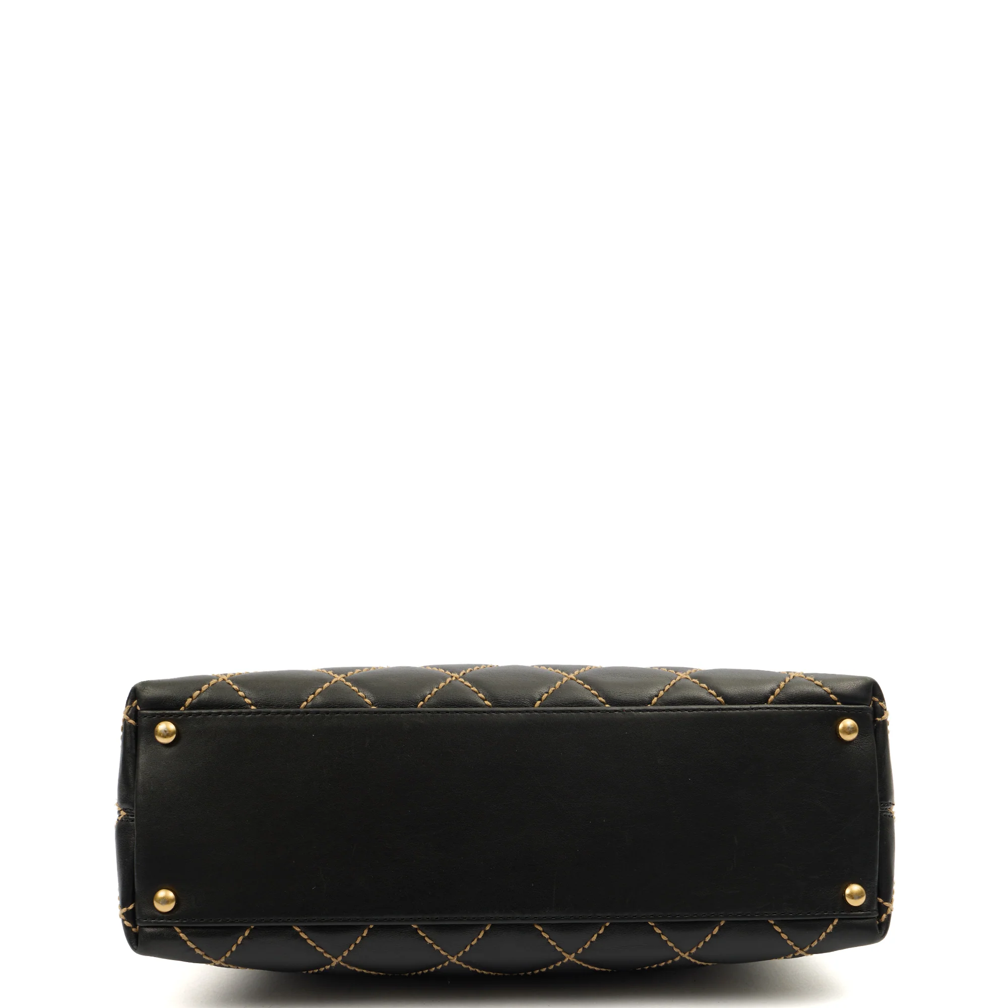 Picture of Chanel Shoulder Bag Shoulder Bag in Black, Lambskin Leather