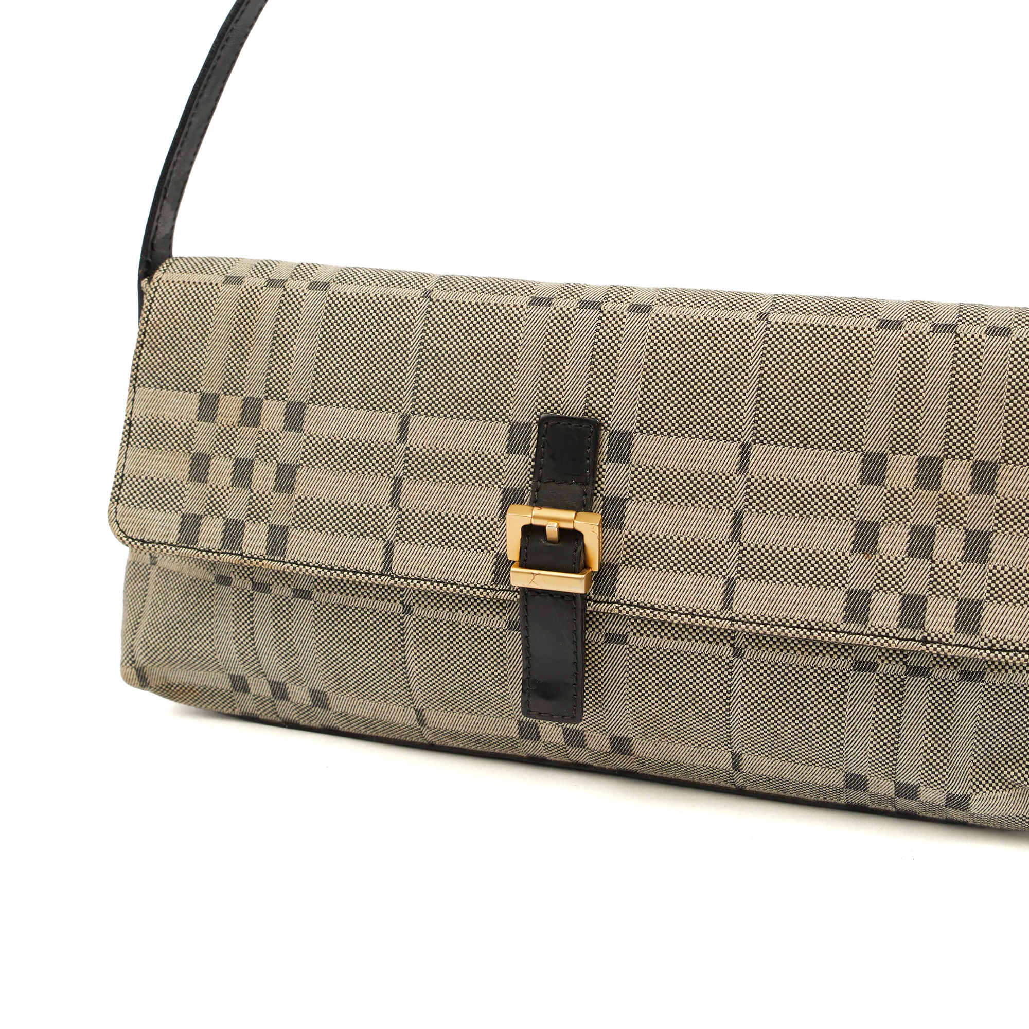 Picture of Burberry Shoulder Bag Shoulder Bag in Black, Leather