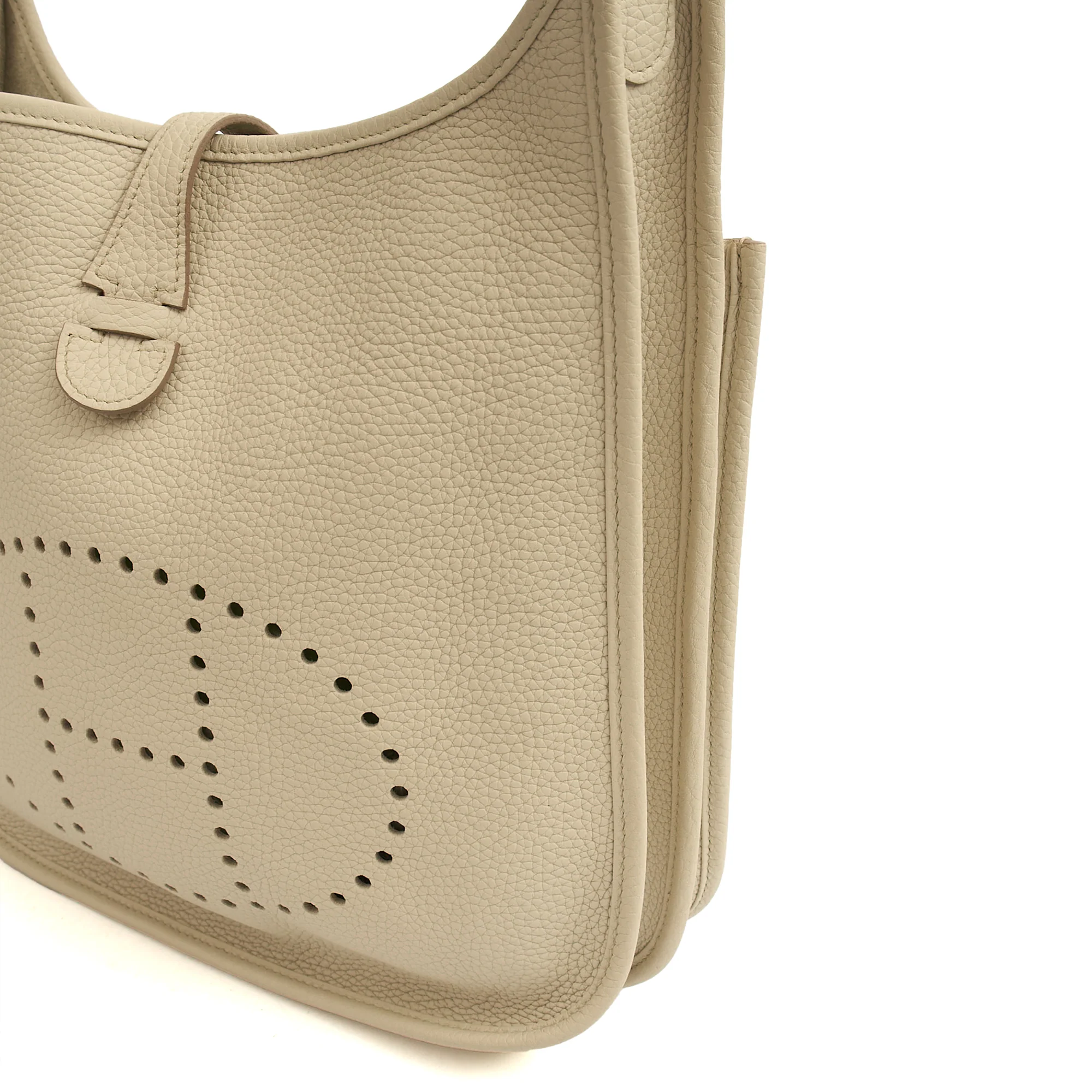 Picture of Hermes Cross Body Evelyne 29 in Beton, Leather