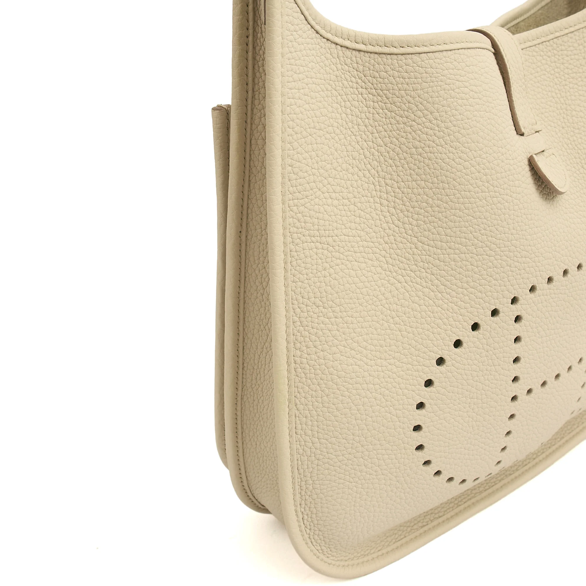 Picture of Hermes Cross Body Evelyne 29 in Beton, Leather