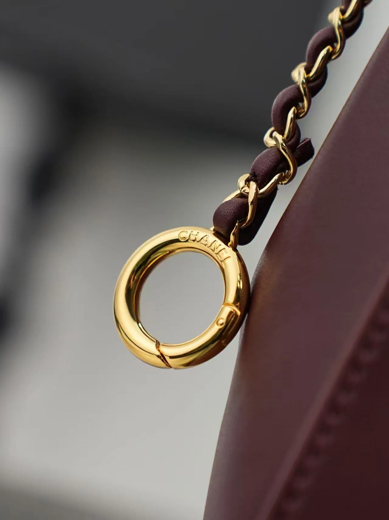 Chanel 26A Knotty Envelope Bag 6223 in Burgundy