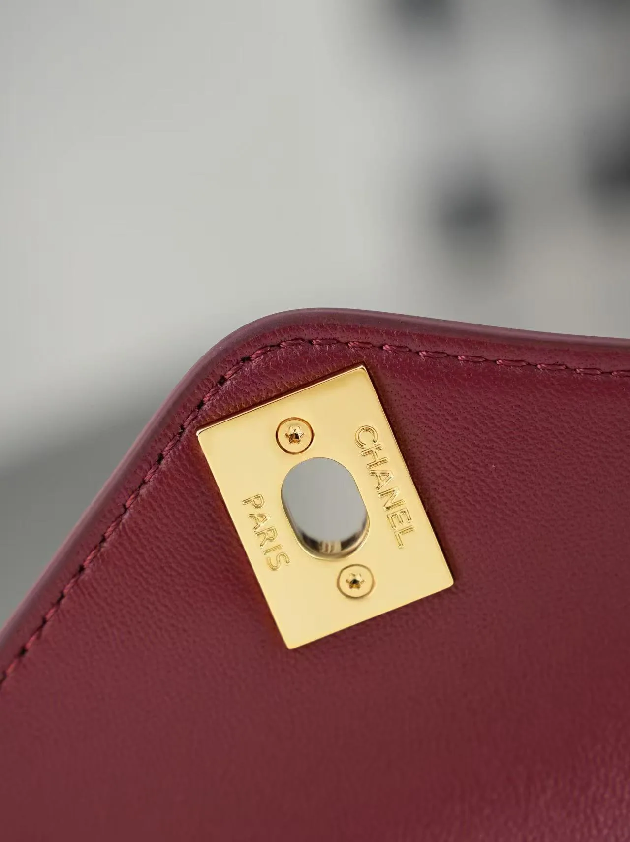 Chanel 26A Knotty Envelope Bag 6223 in Burgundy