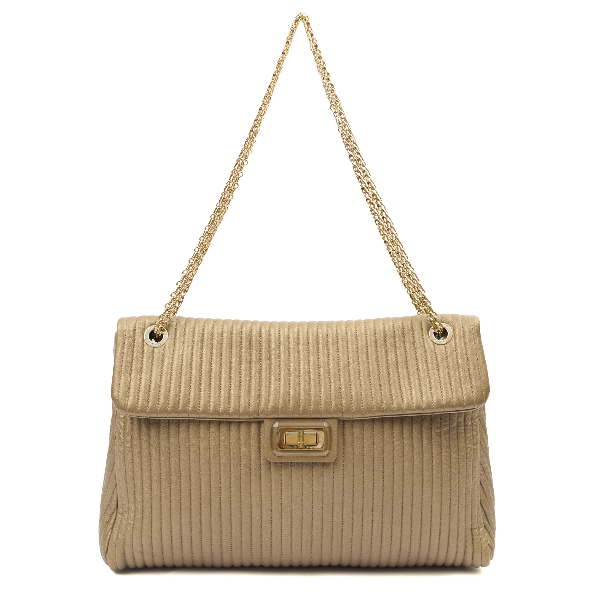 Picture of Chanel Shoulder Bag Shoulder Bag in Metallic, Calfskin Leather