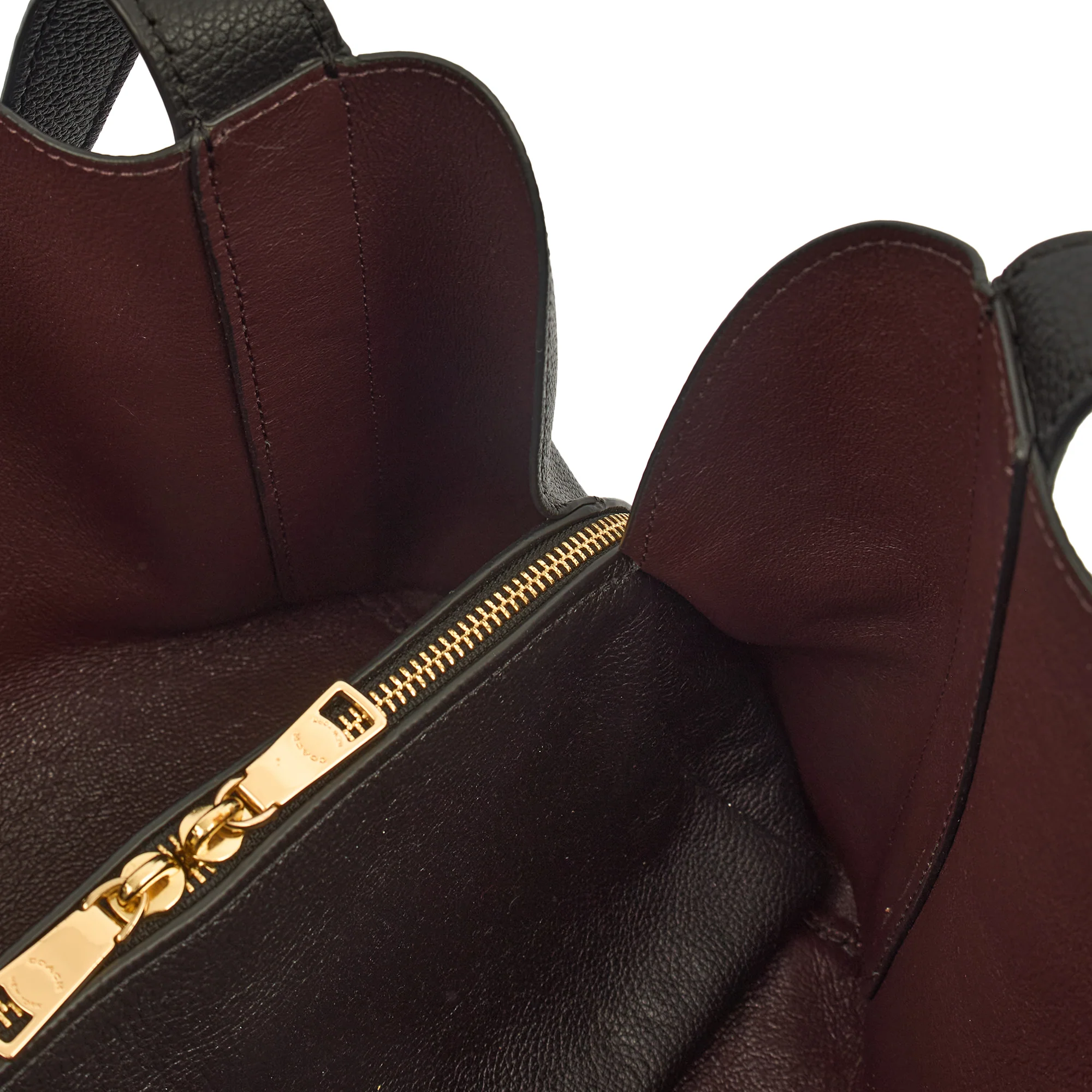 Picture of Coach Tote Edie Tote in Black, Leather