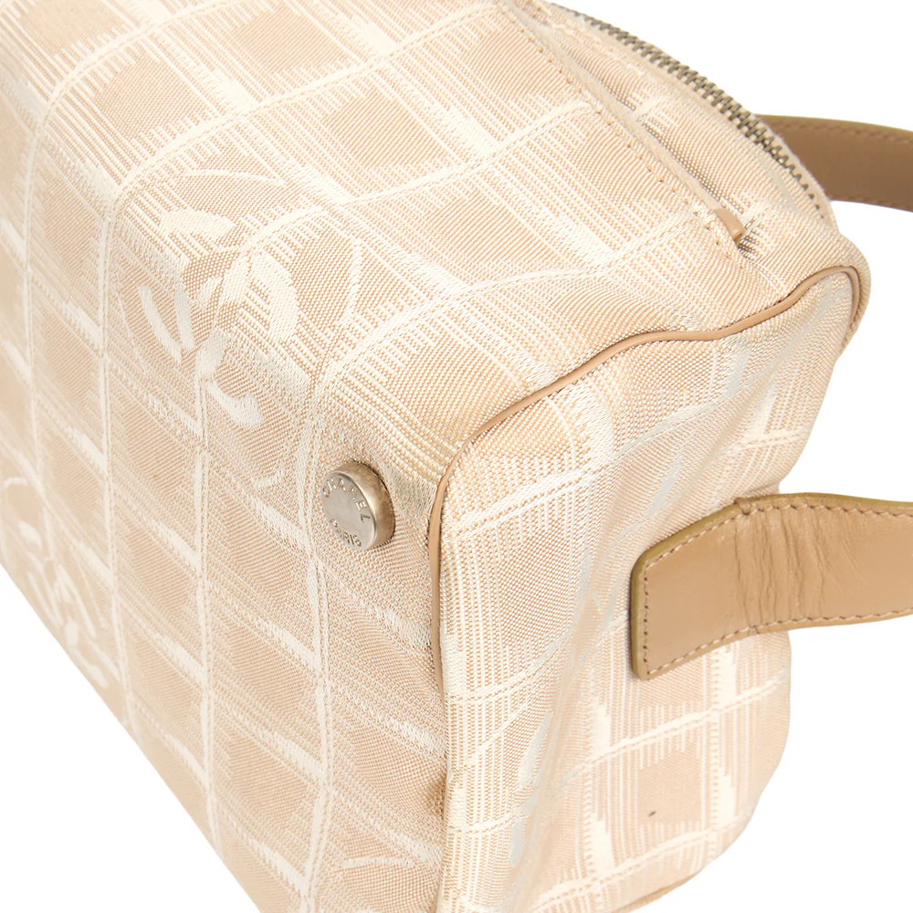 Picture of Chanel Travel Line Pouch in Pink, Canvas