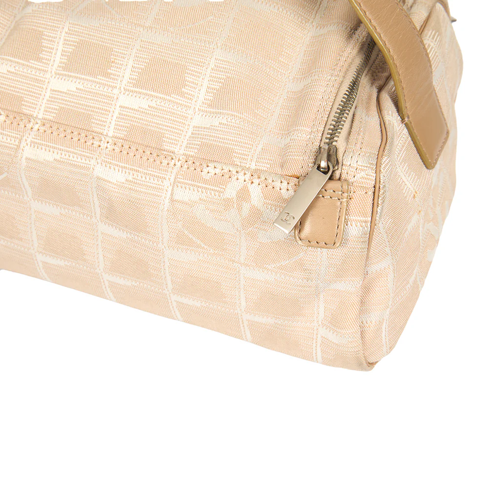 Picture of Chanel Travel Line Pouch in Pink, Canvas