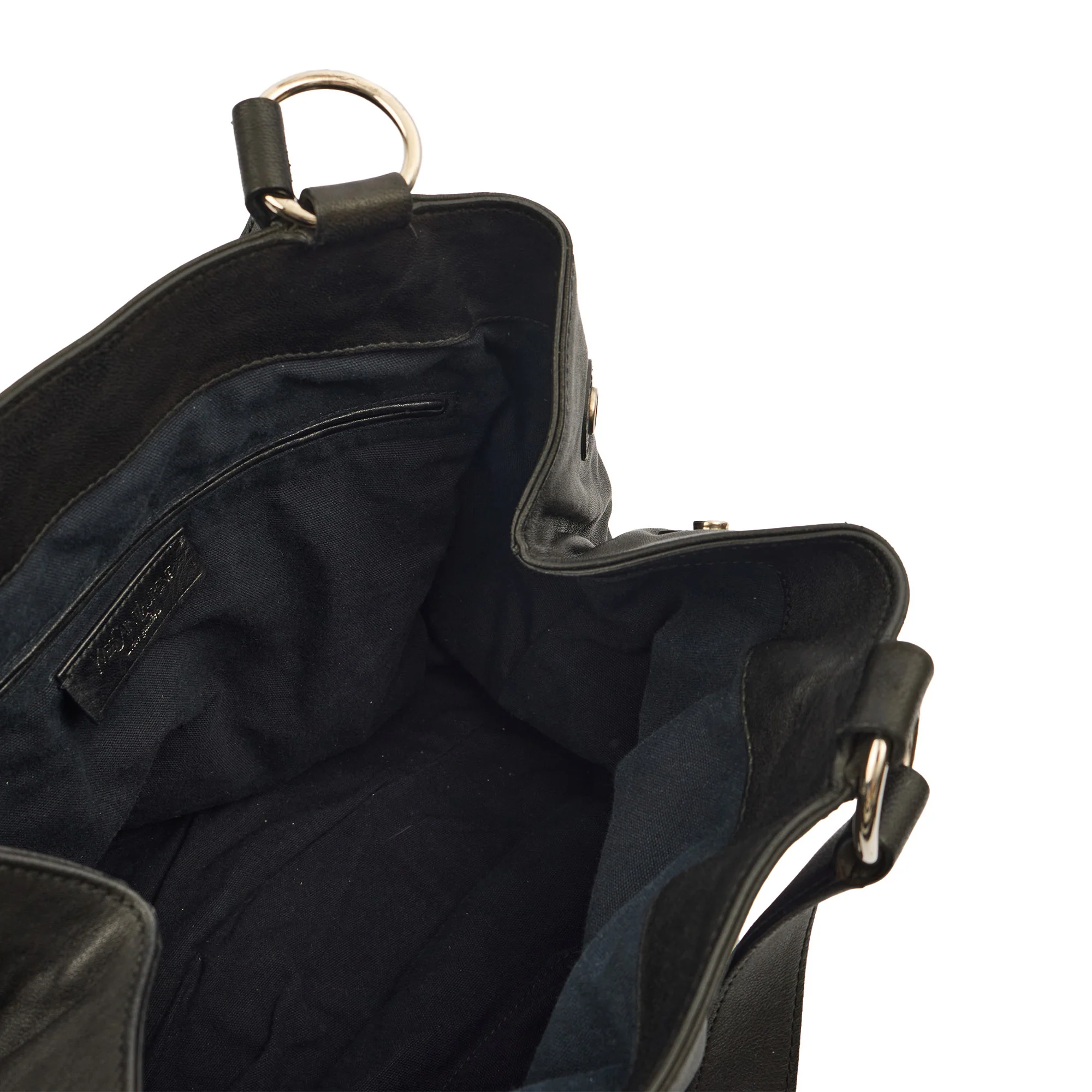 Picture of Saint Laurent Tote Tote in Black, Calfskin Leather