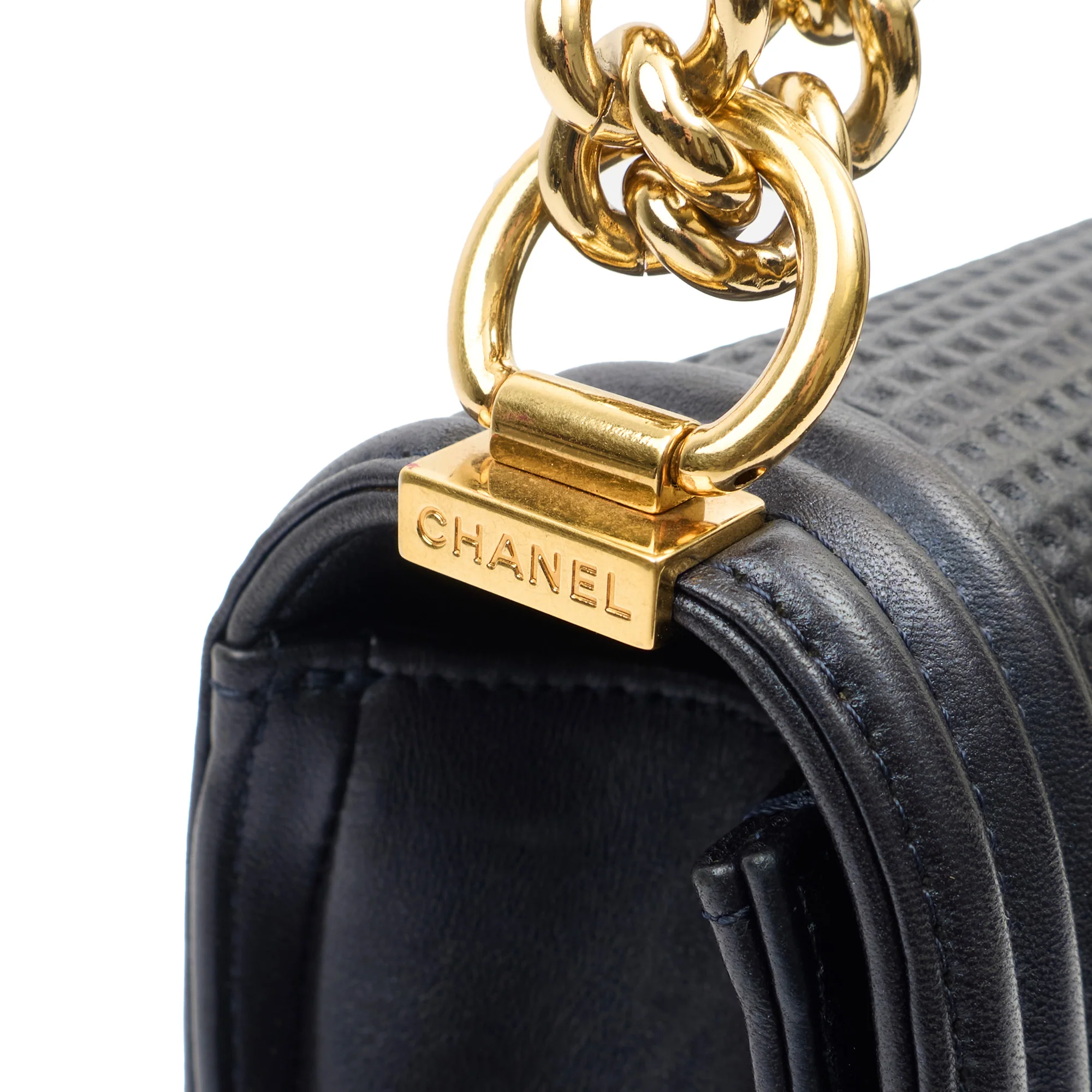 Picture of Chanel Shoulder Bag Boy - New Medium in Blue, Leather