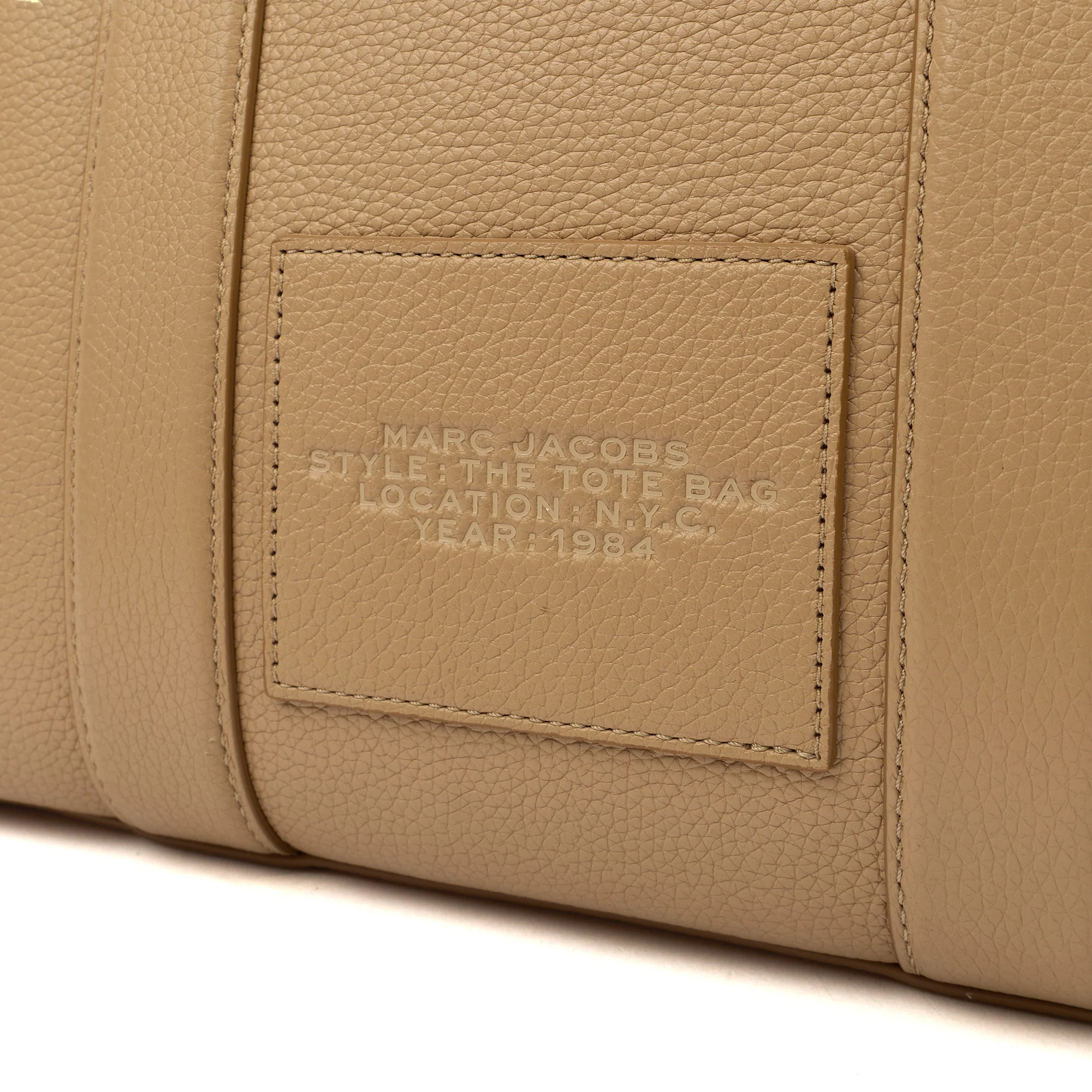 Picture of Marc Jacobs Tote The Tote Bag in camel, Leather