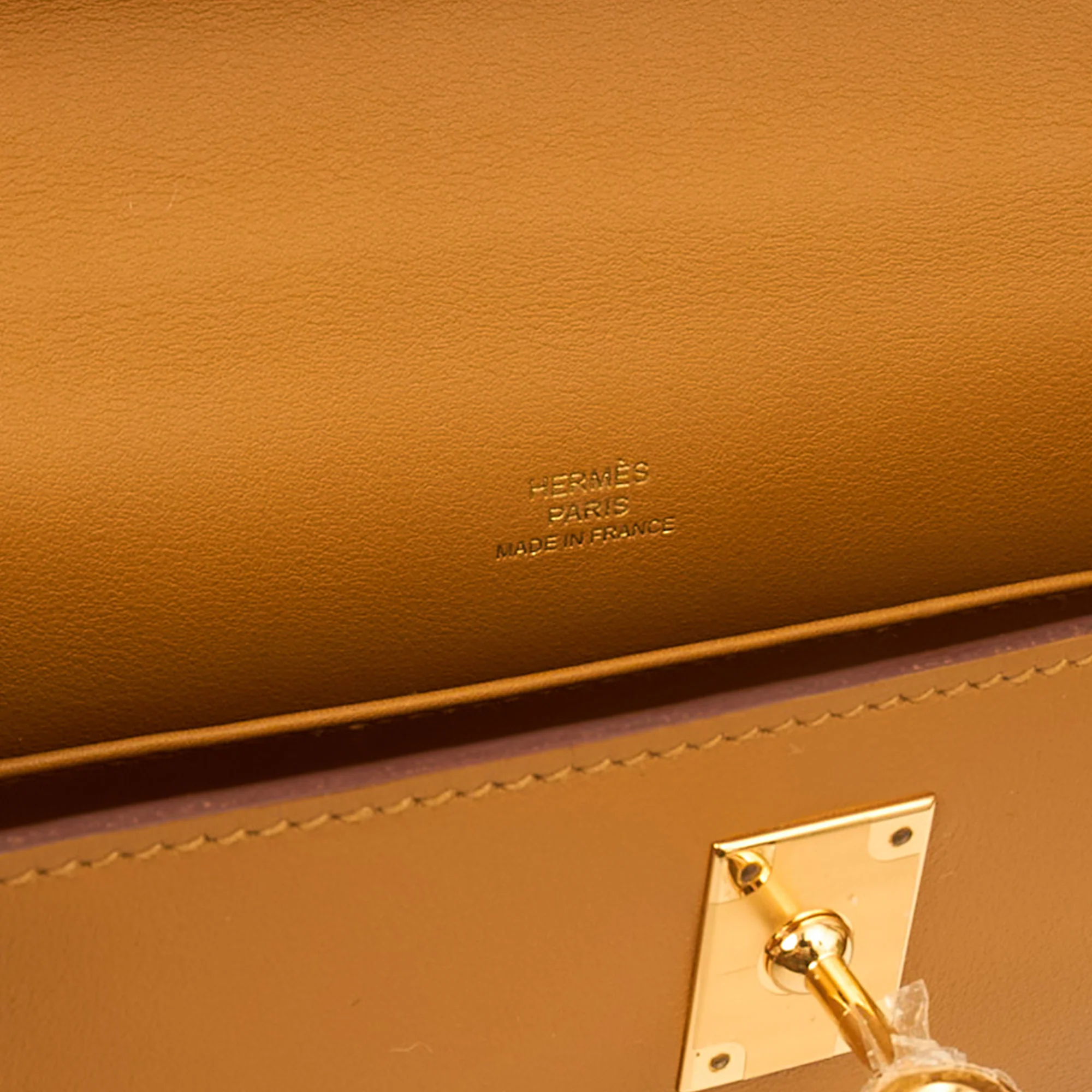 Picture of Hermes Mini Bag Kelly Pochette in Sesame, Swift (Gulli35) Leather