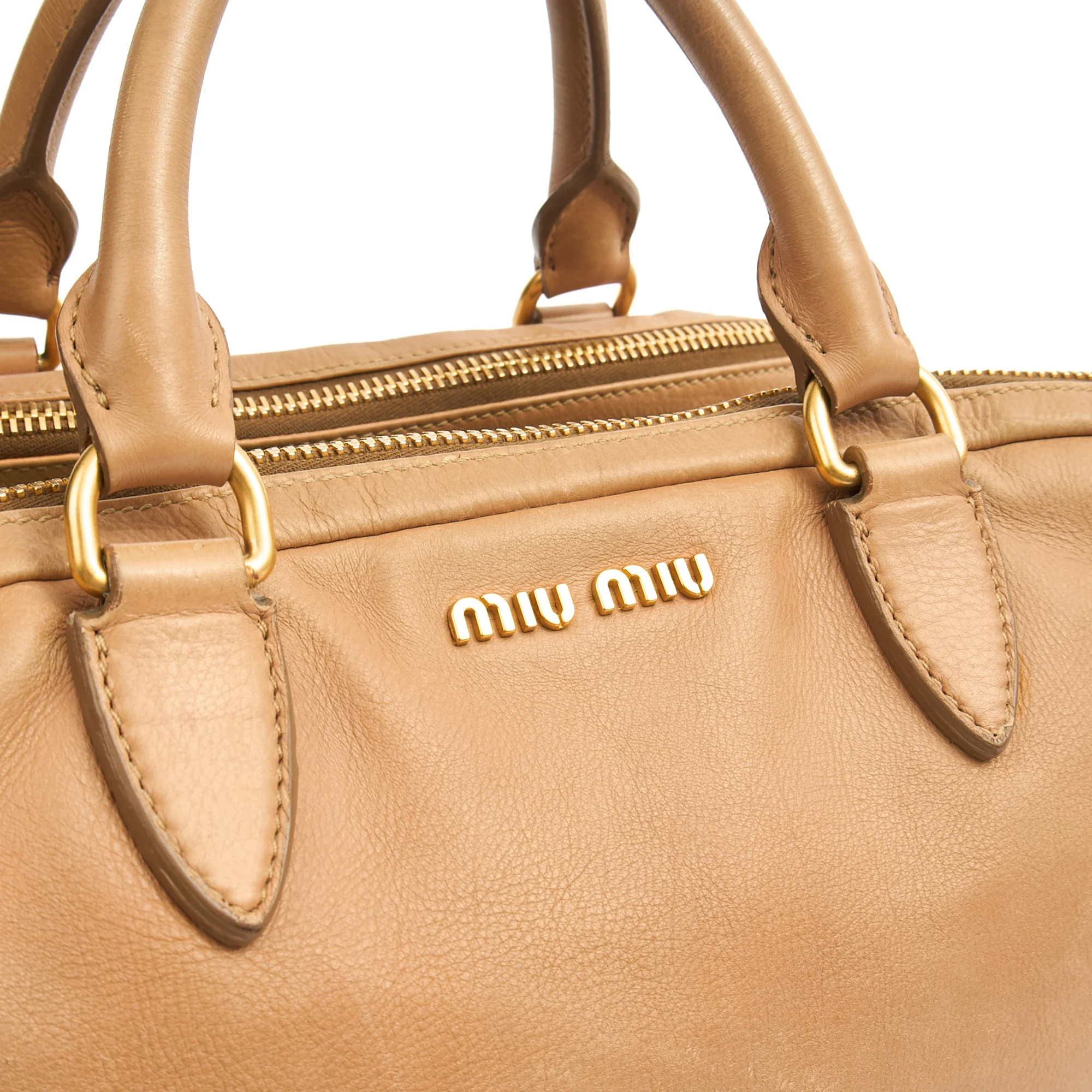 Picture of Miu Miu Tote Tote in Neutral, Leather