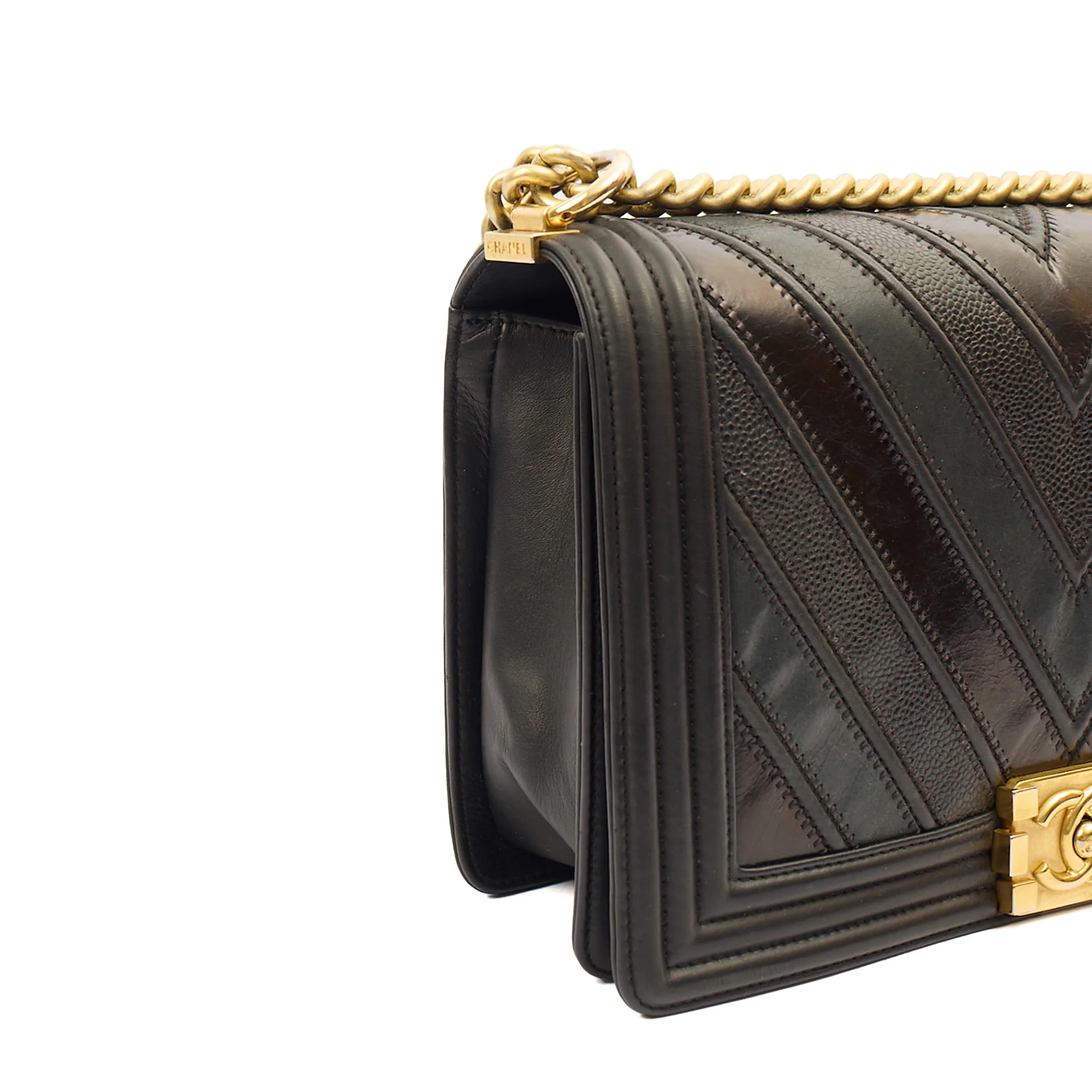 Picture of Chanel Shoulder Bag Boy - Medium in Black, Calfskin Leather