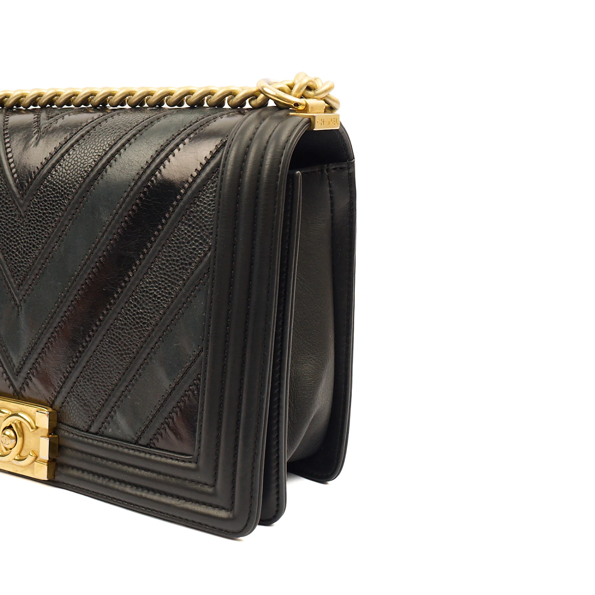Picture of Chanel Shoulder Bag Boy - Medium in Black, Calfskin Leather