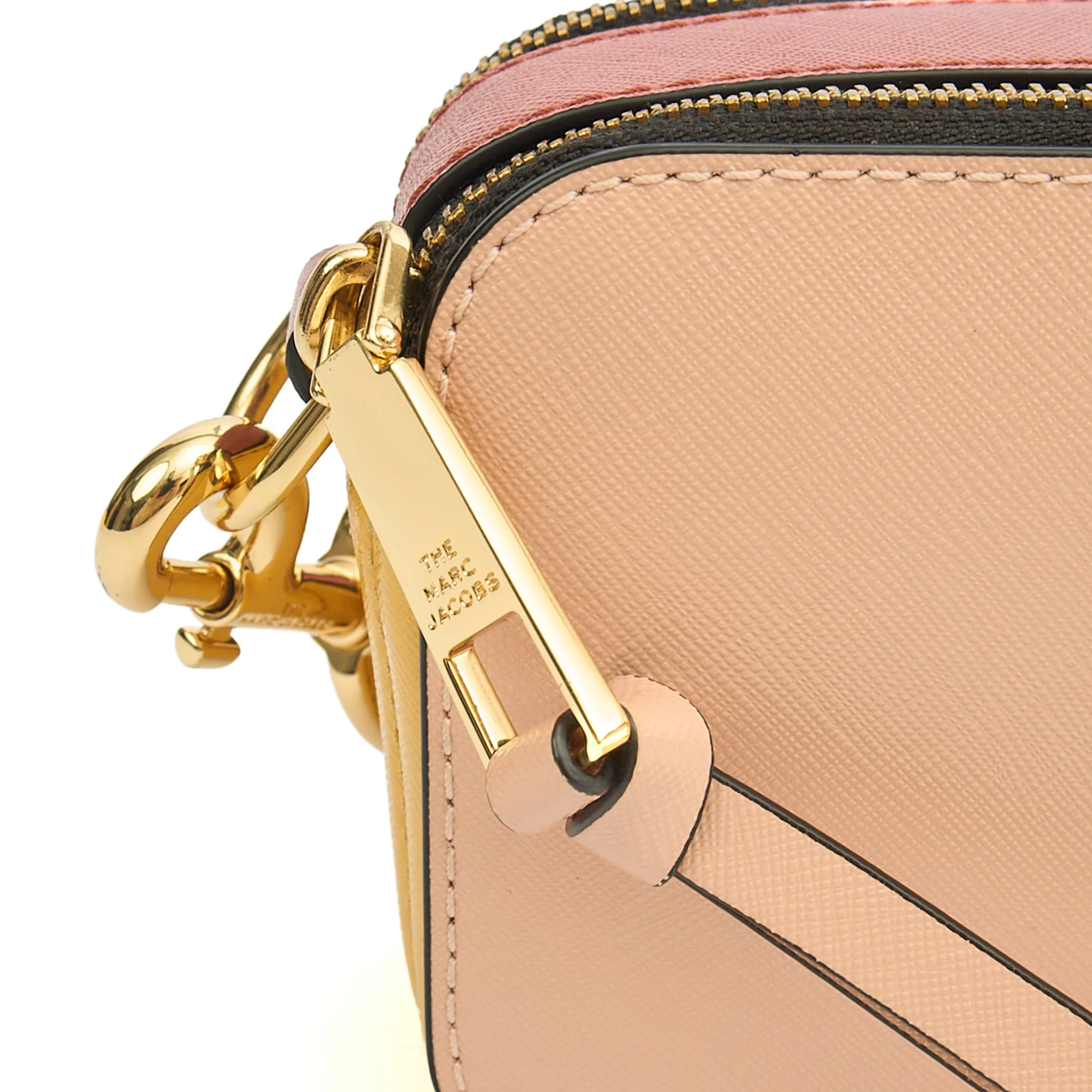 Picture of Marc Jacobs Cross Body Snapshot in Pink, Leather