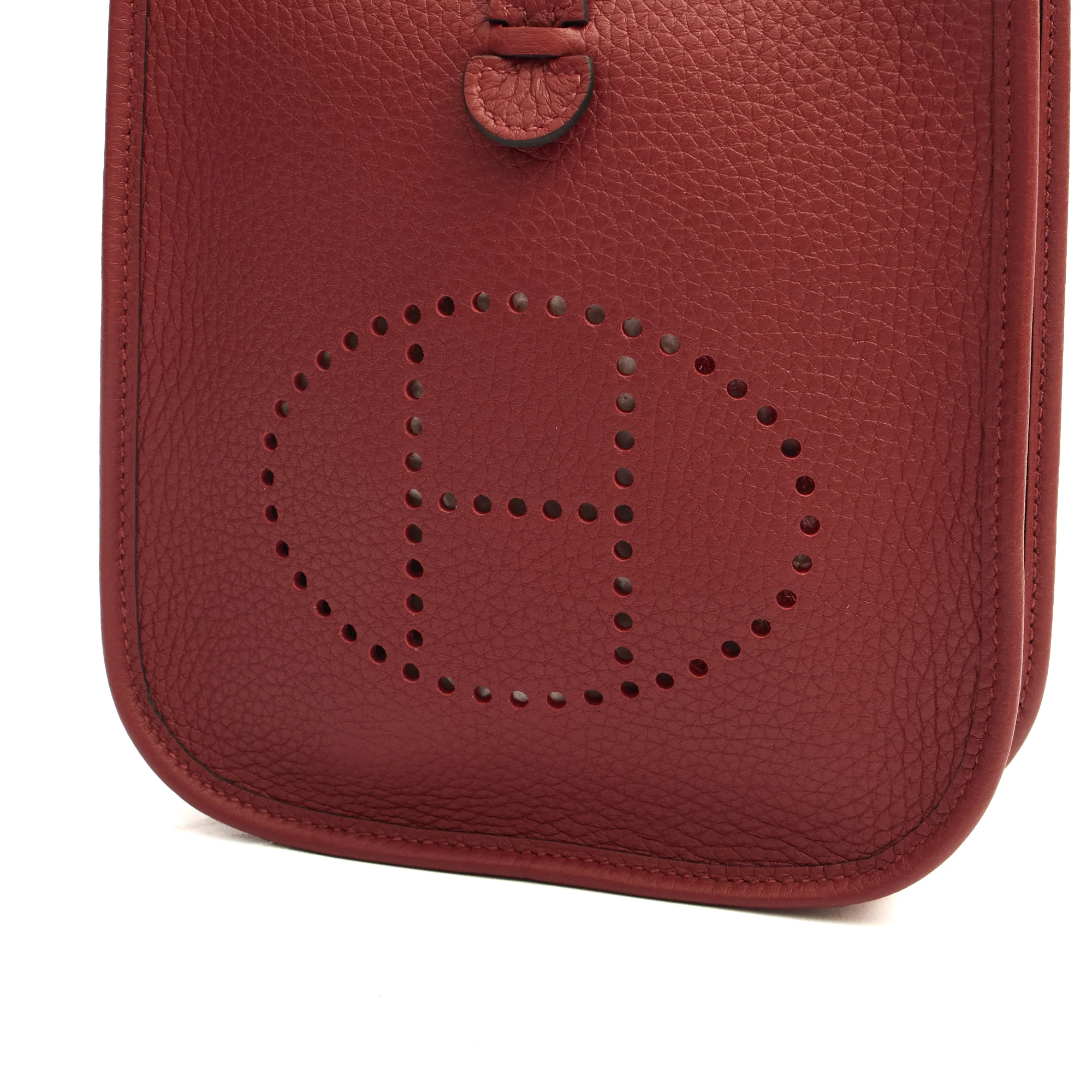 Picture of Hermes Cross Body Evelyne 16 in Rouge H, Togo Leather
